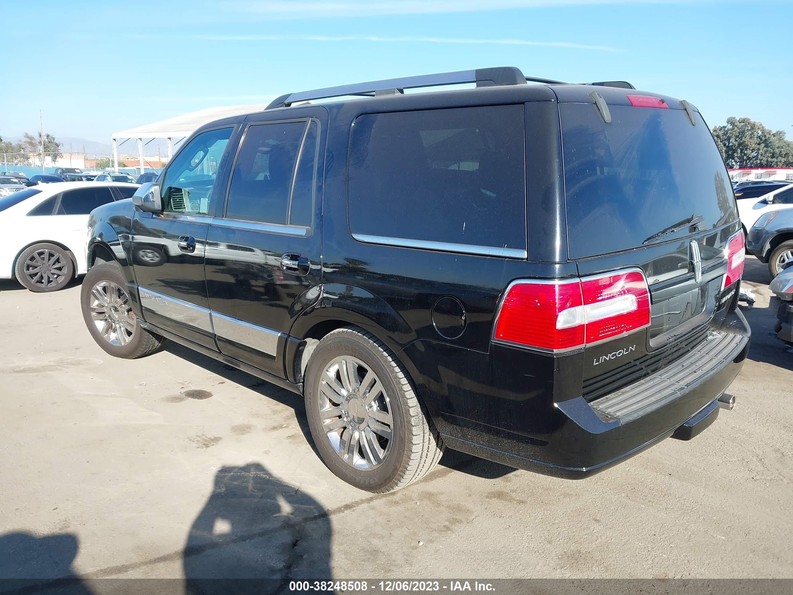 Photo 2 VIN: 5LMFU27567LJ16817 - LINCOLN NAVIGATOR 