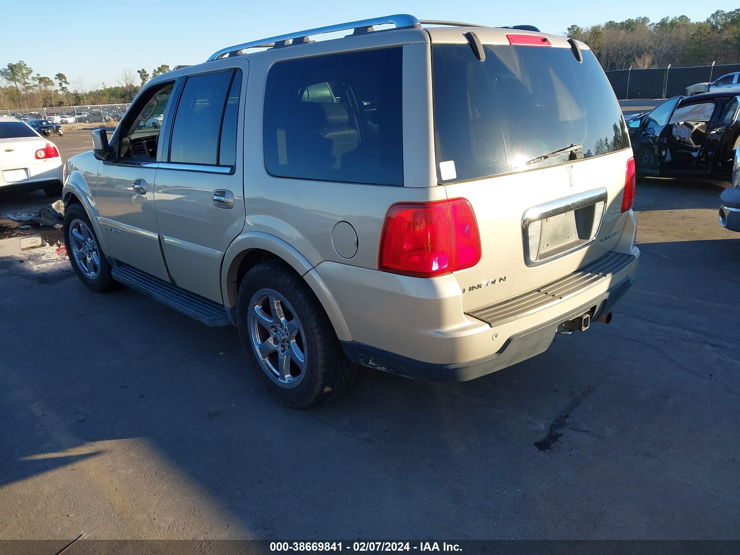 Photo 2 VIN: 5LMFU27586LJ14095 - LINCOLN NAVIGATOR 