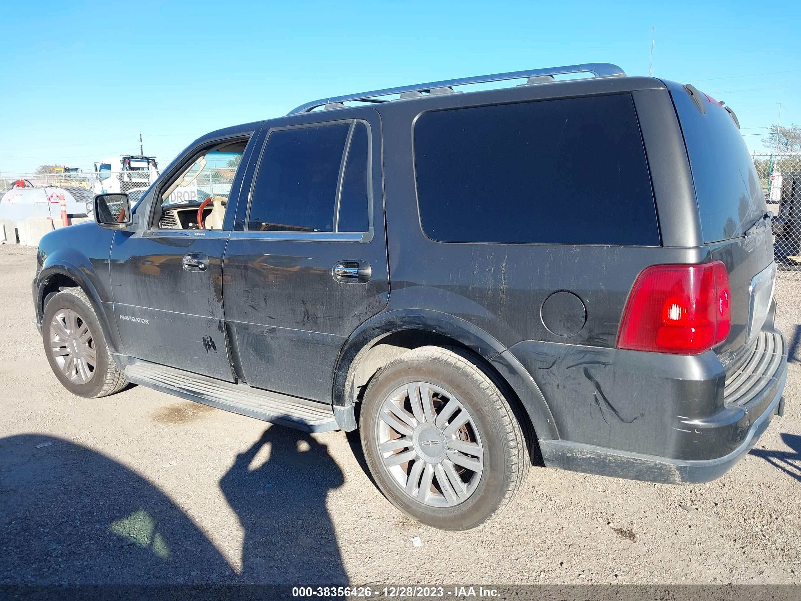 Photo 2 VIN: 5LMFU27596LJ17183 - LINCOLN NAVIGATOR 