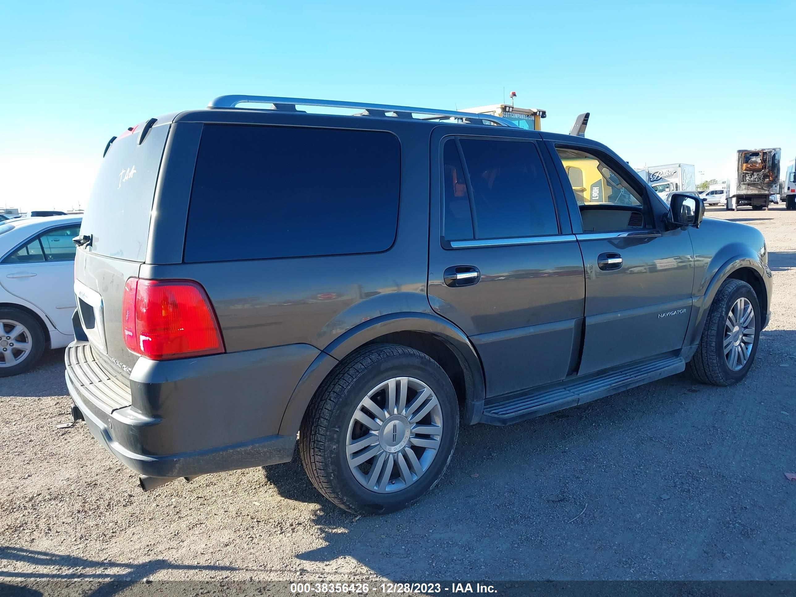 Photo 3 VIN: 5LMFU27596LJ17183 - LINCOLN NAVIGATOR 