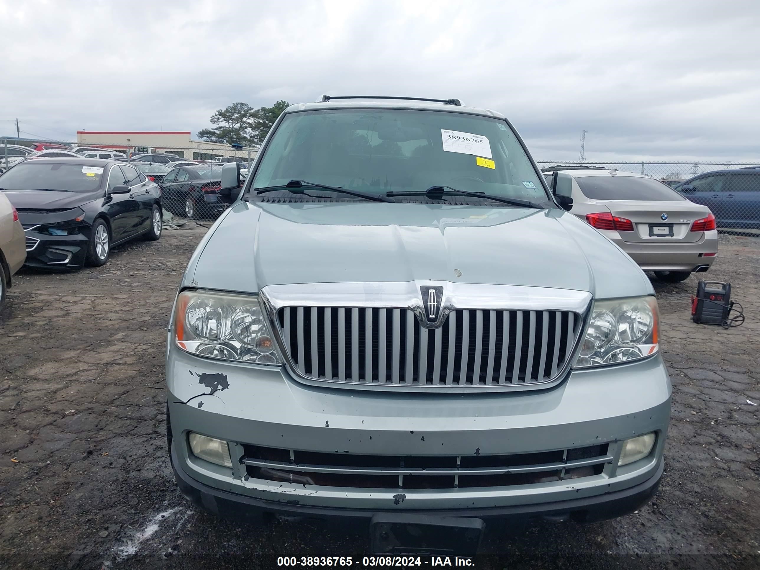 Photo 11 VIN: 5LMFU275X5LJ04764 - LINCOLN NAVIGATOR 