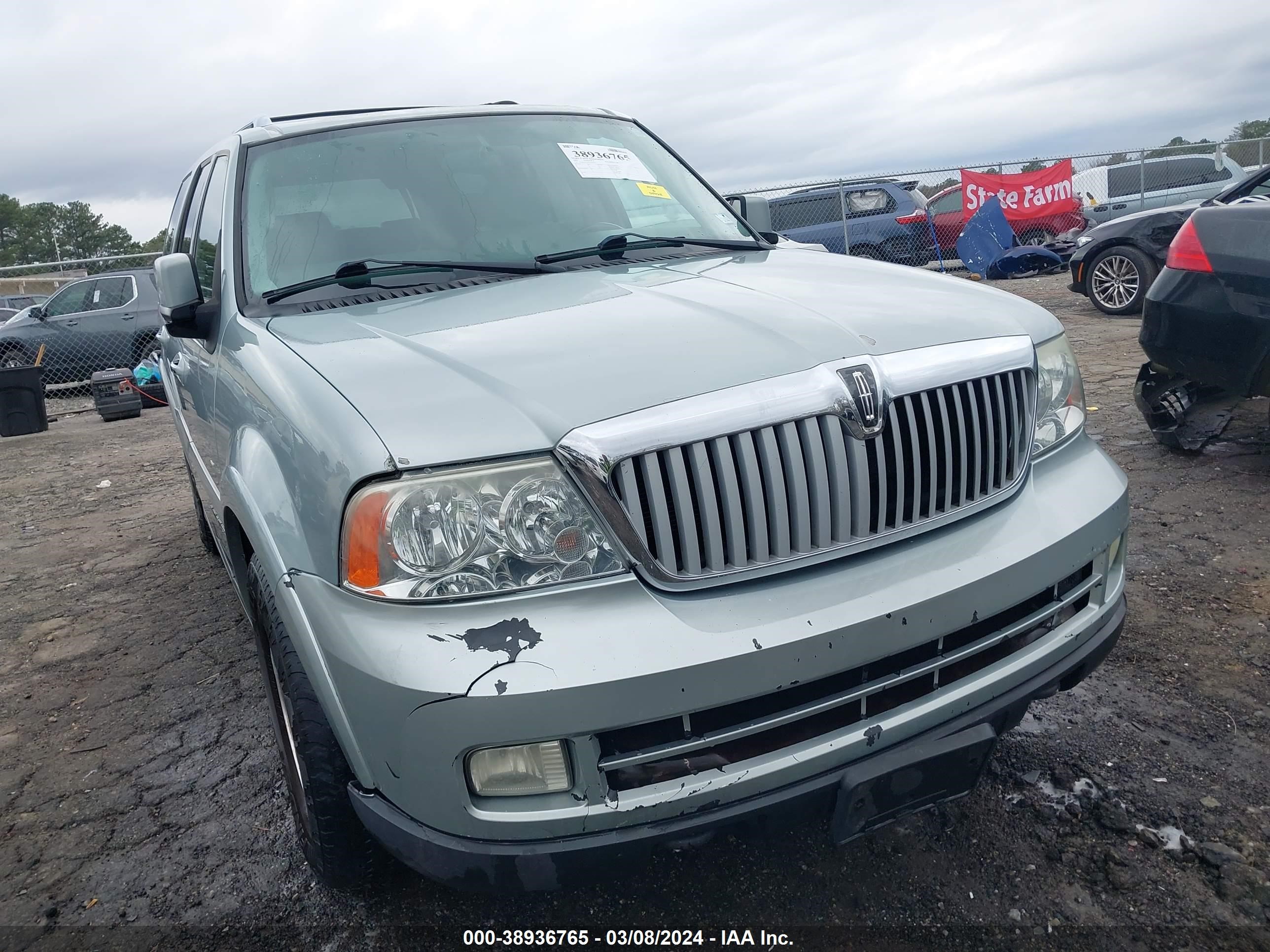 Photo 16 VIN: 5LMFU275X5LJ04764 - LINCOLN NAVIGATOR 