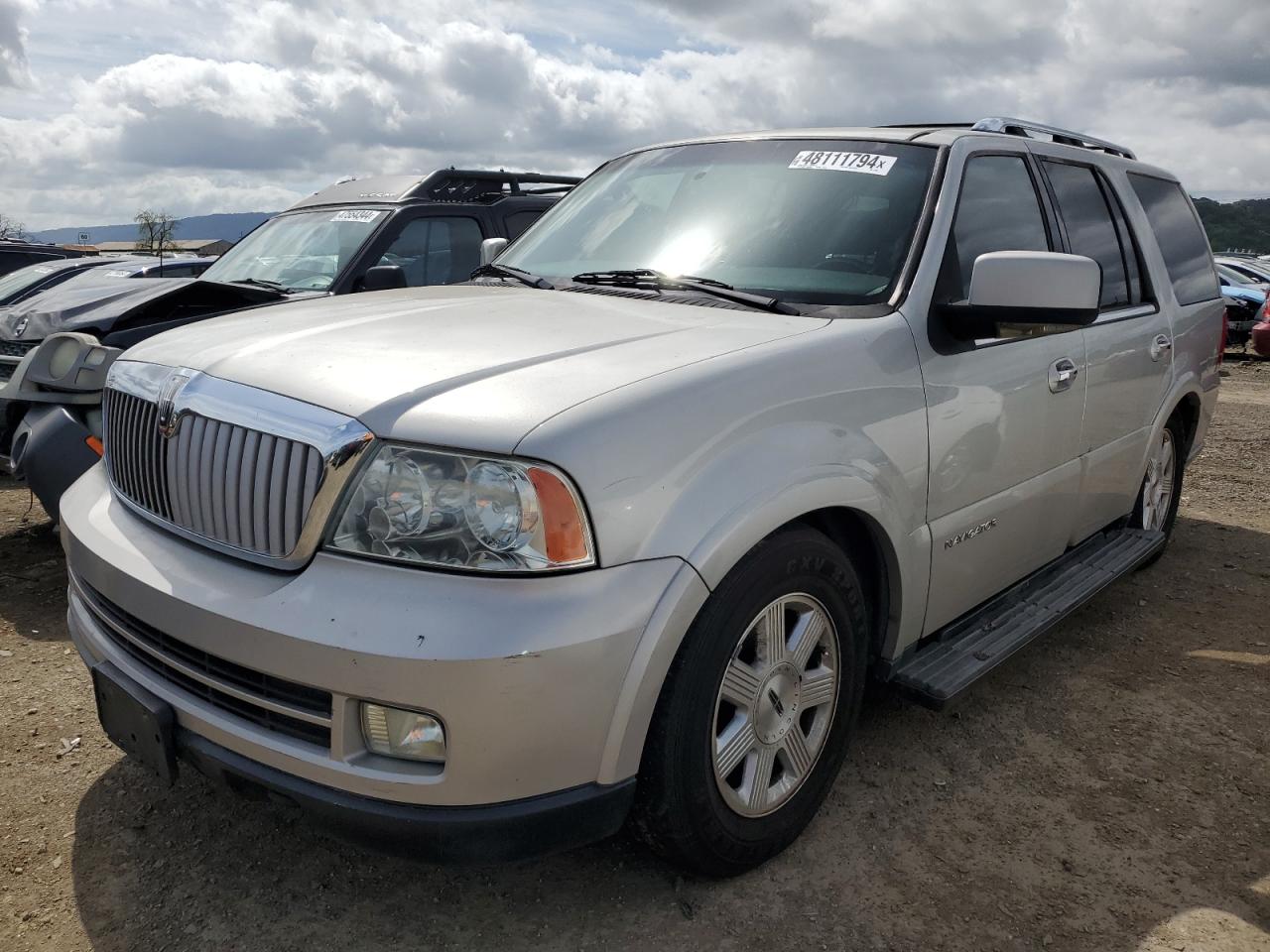 Photo 0 VIN: 5LMFU275X5LJ24562 - LINCOLN NAVIGATOR 