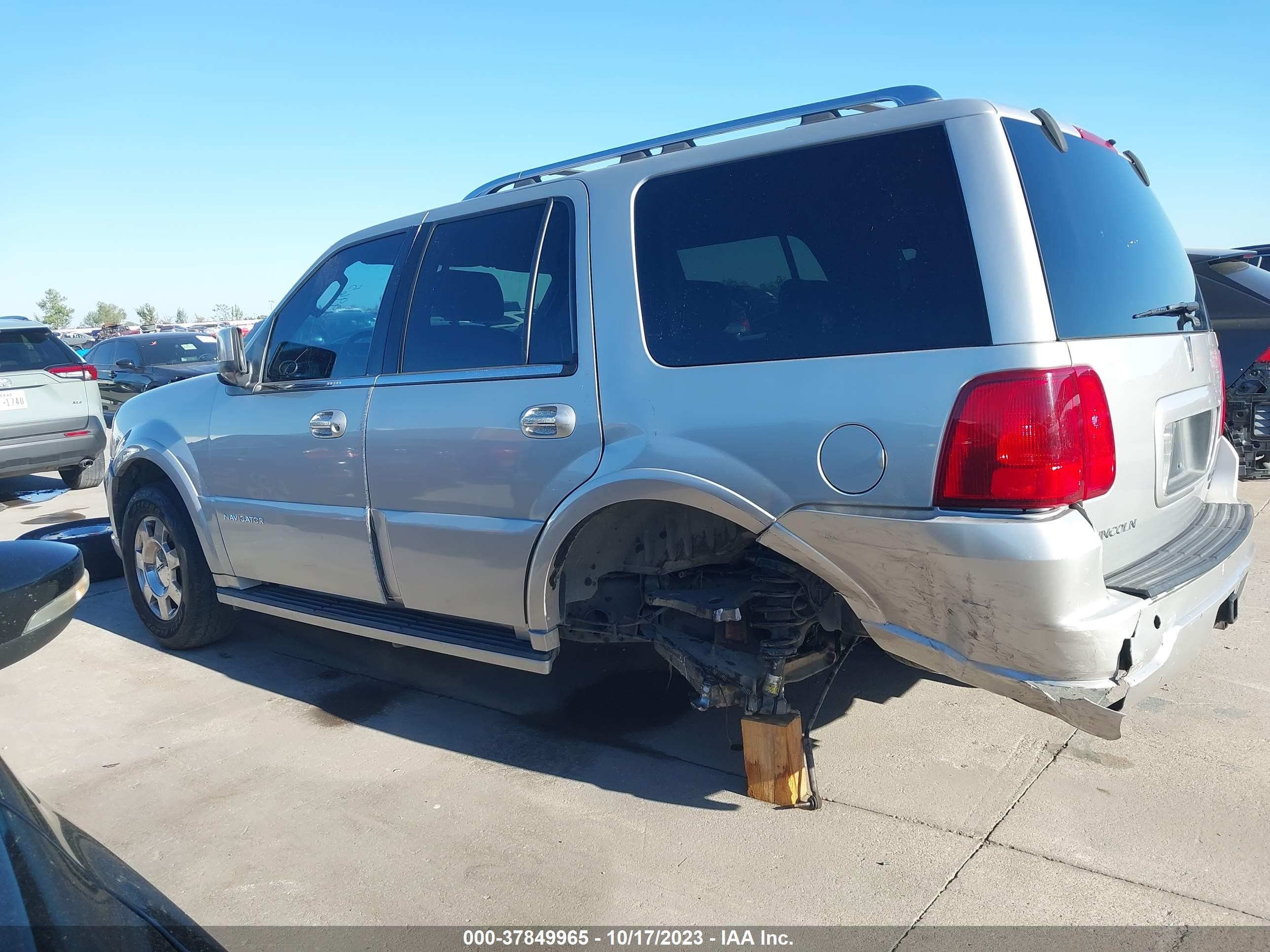 Photo 14 VIN: 5LMFU275X6LJ25258 - LINCOLN NAVIGATOR 