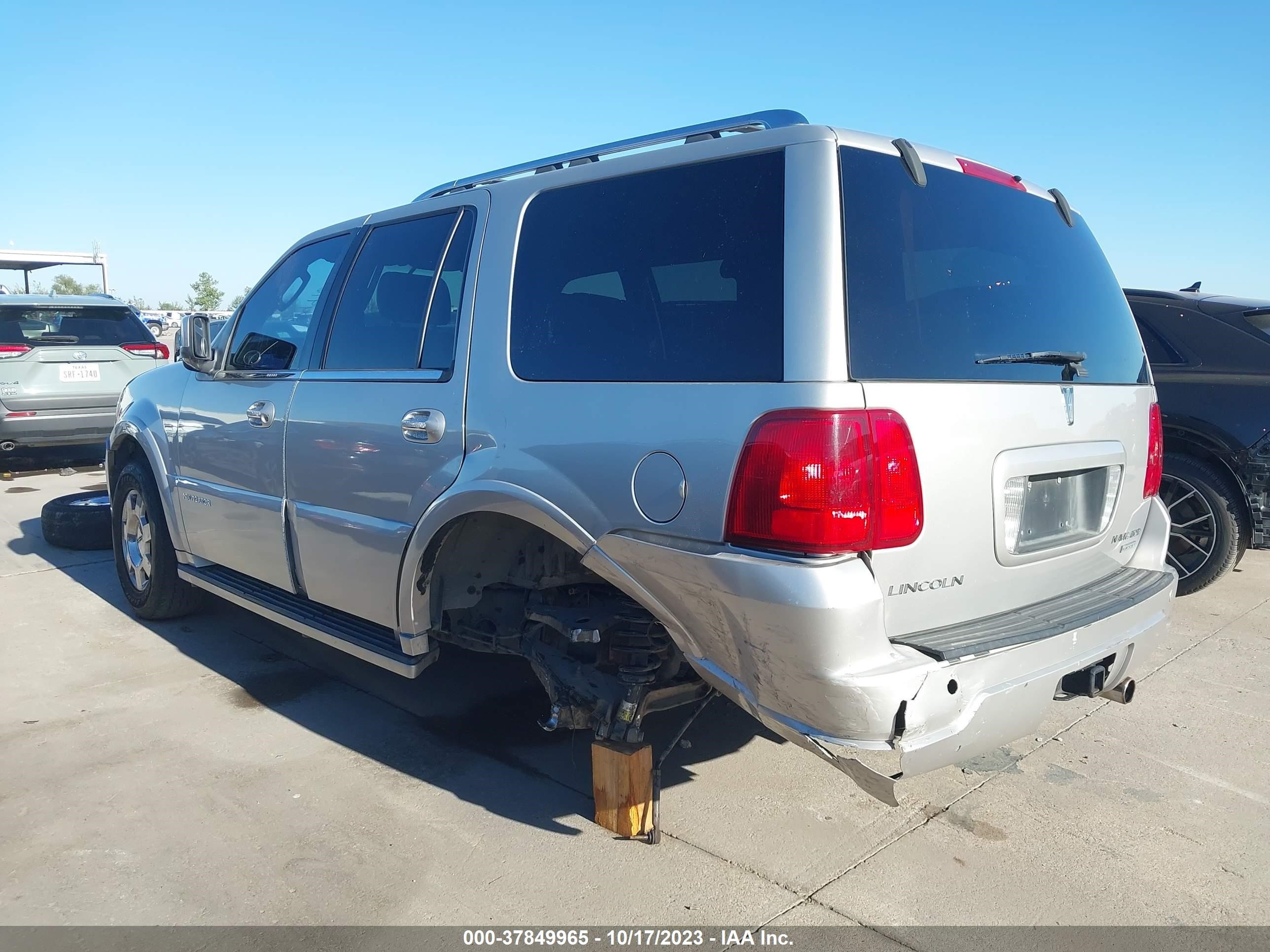 Photo 2 VIN: 5LMFU275X6LJ25258 - LINCOLN NAVIGATOR 