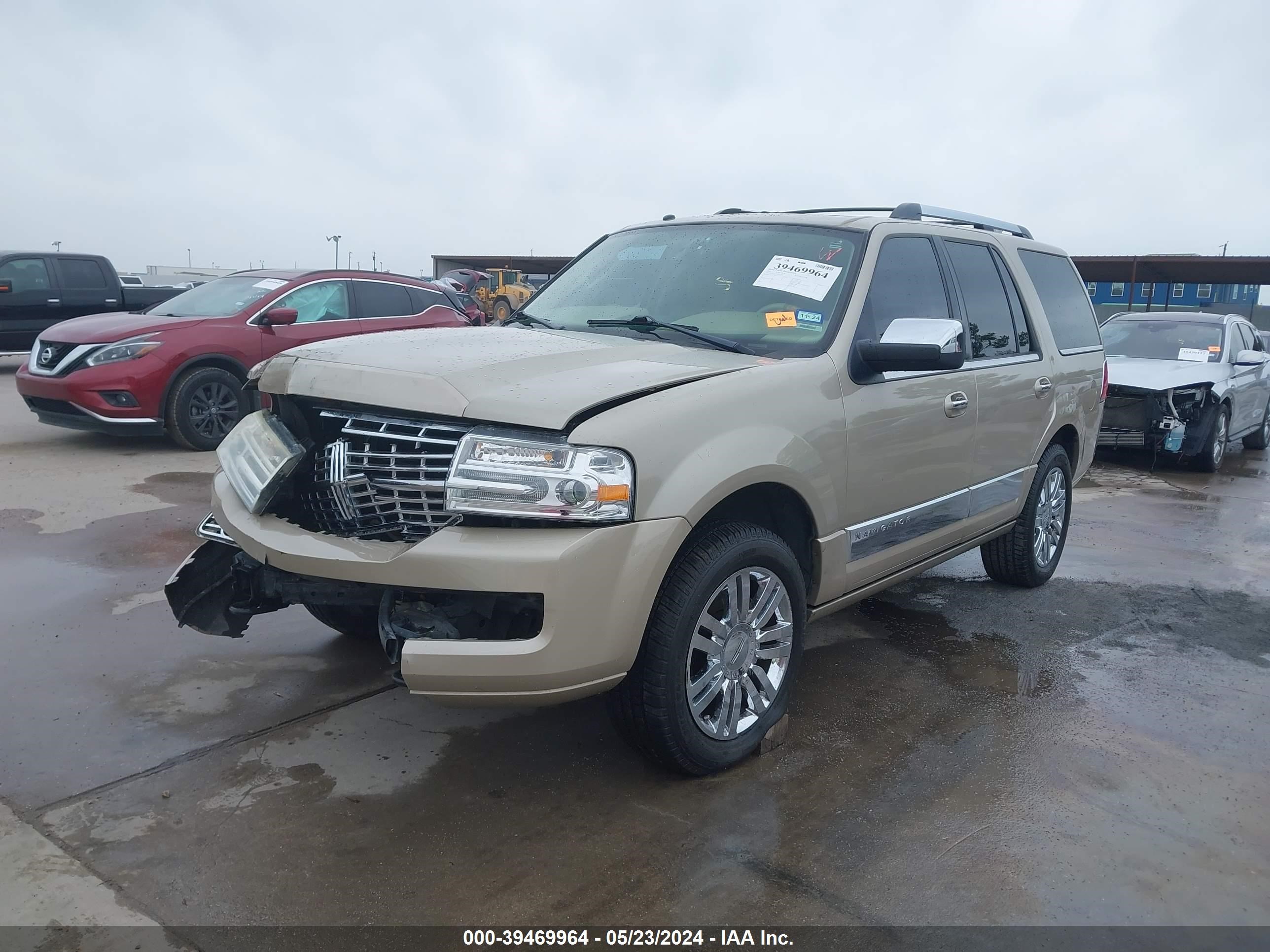 Photo 1 VIN: 5LMFU275X7LJ19915 - LINCOLN NAVIGATOR 