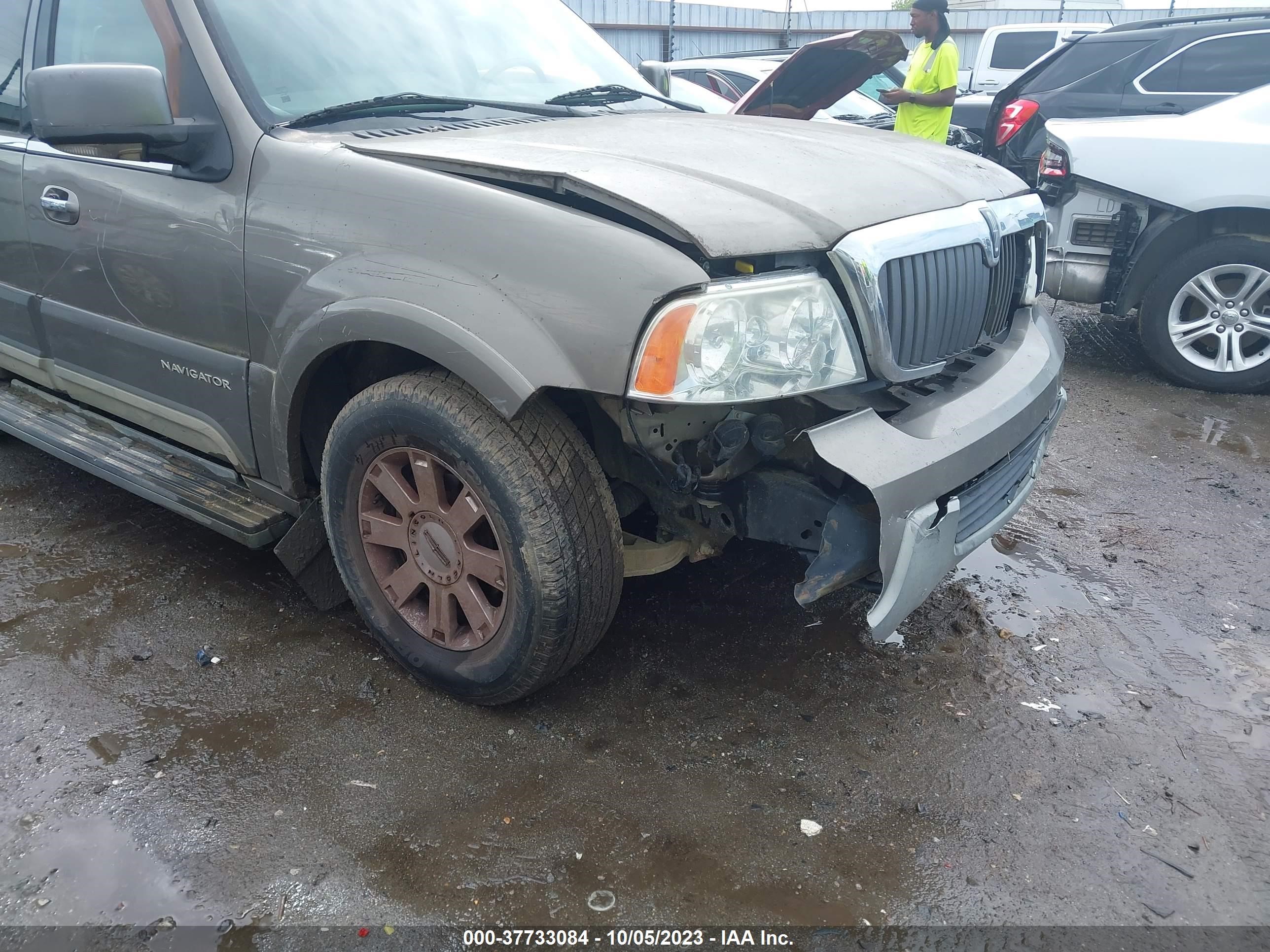 Photo 5 VIN: 5LMFU27R03LJ43007 - LINCOLN NAVIGATOR 