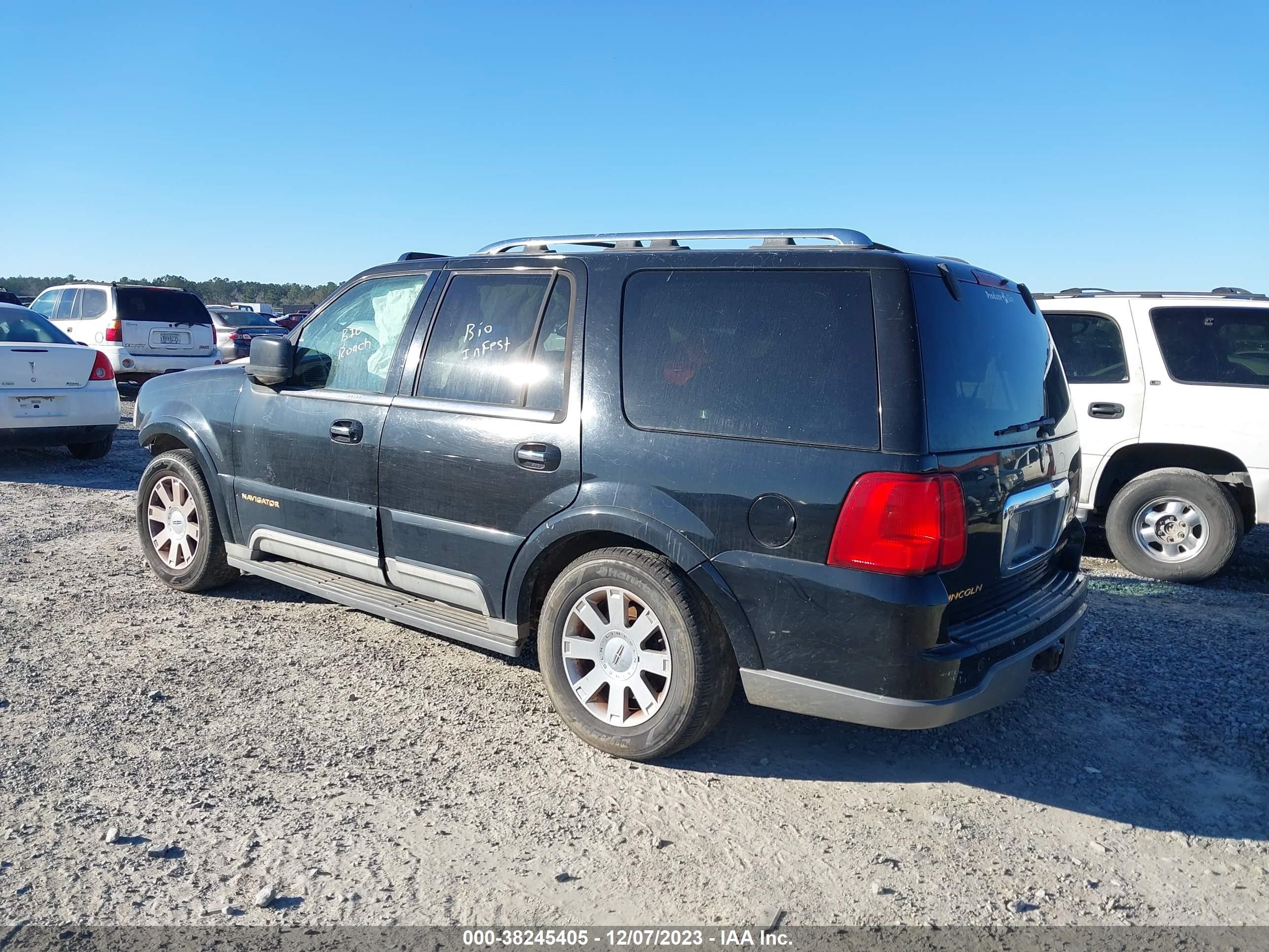 Photo 3 VIN: 5LMFU27R53LJ17969 - LINCOLN NAVIGATOR 