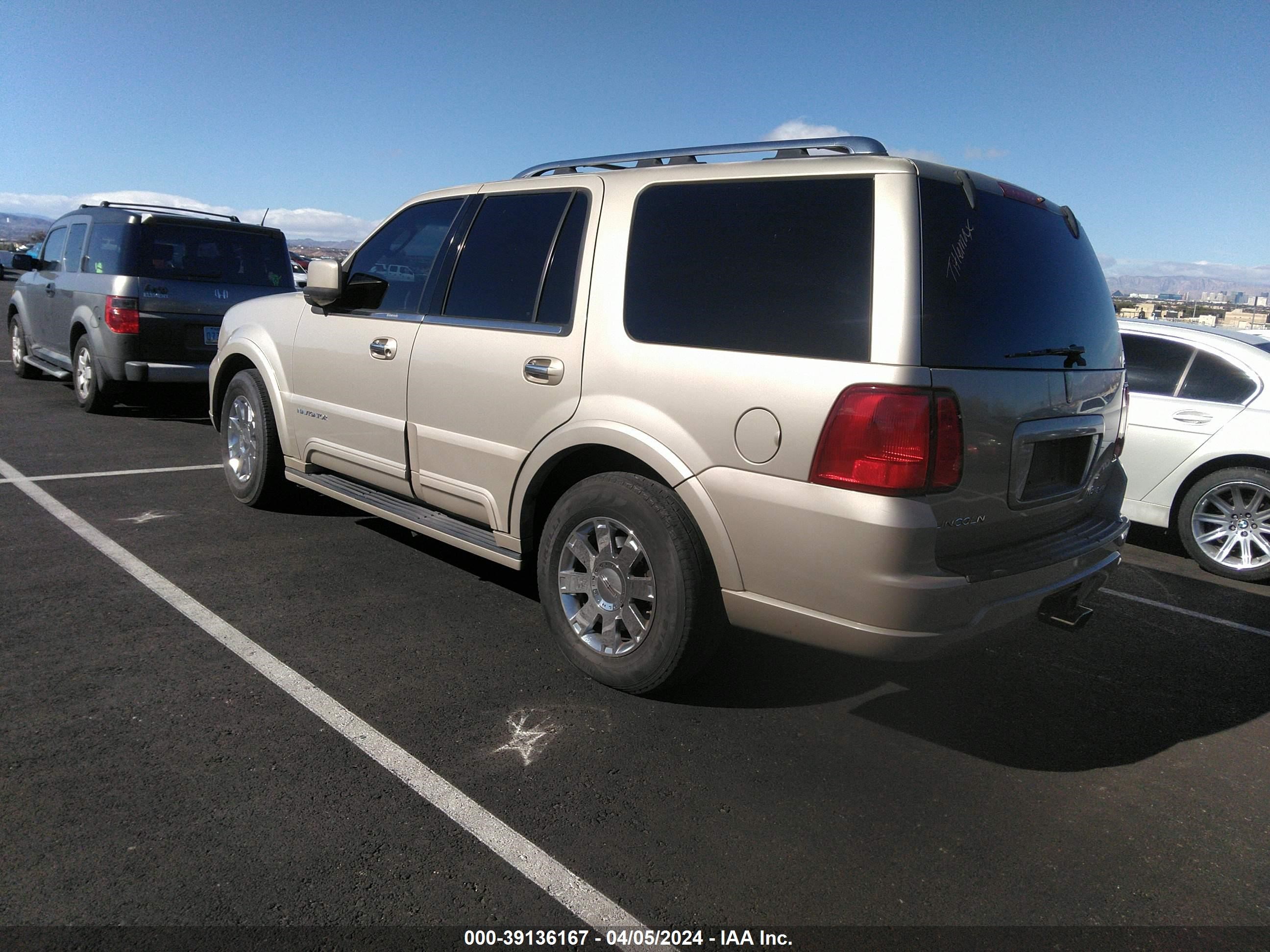 Photo 2 VIN: 5LMFU27R64LJ26195 - LINCOLN NAVIGATOR 