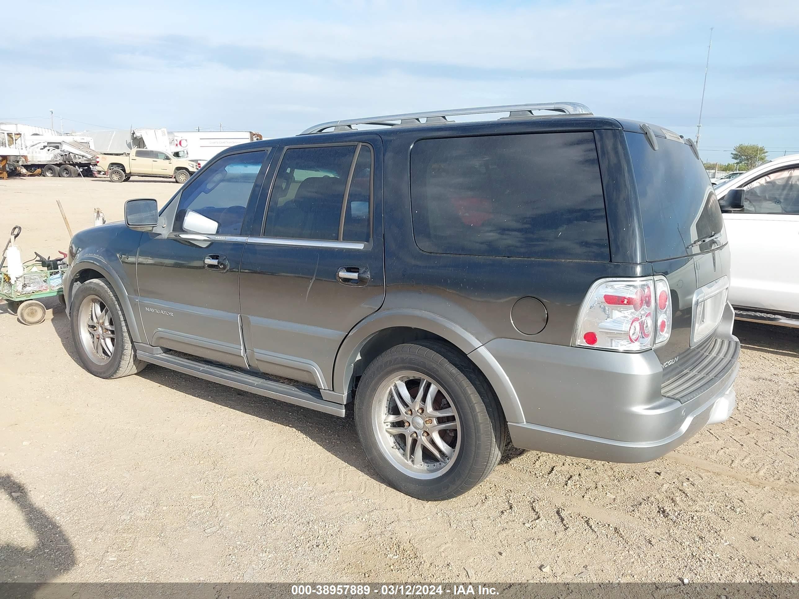 Photo 2 VIN: 5LMFU27R84LJ09320 - LINCOLN NAVIGATOR 