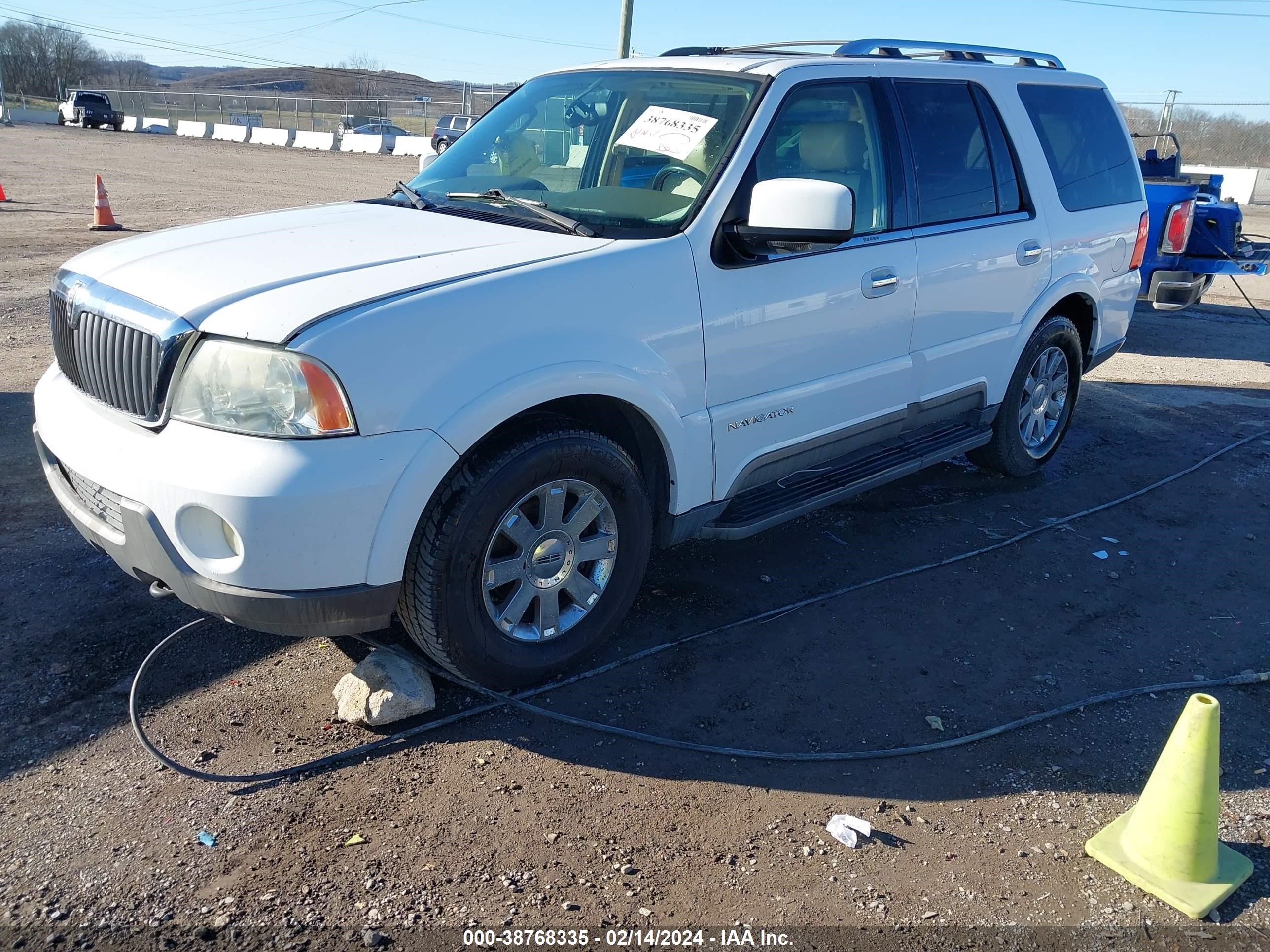 Photo 1 VIN: 5LMFU27R94LJ29110 - LINCOLN NAVIGATOR 