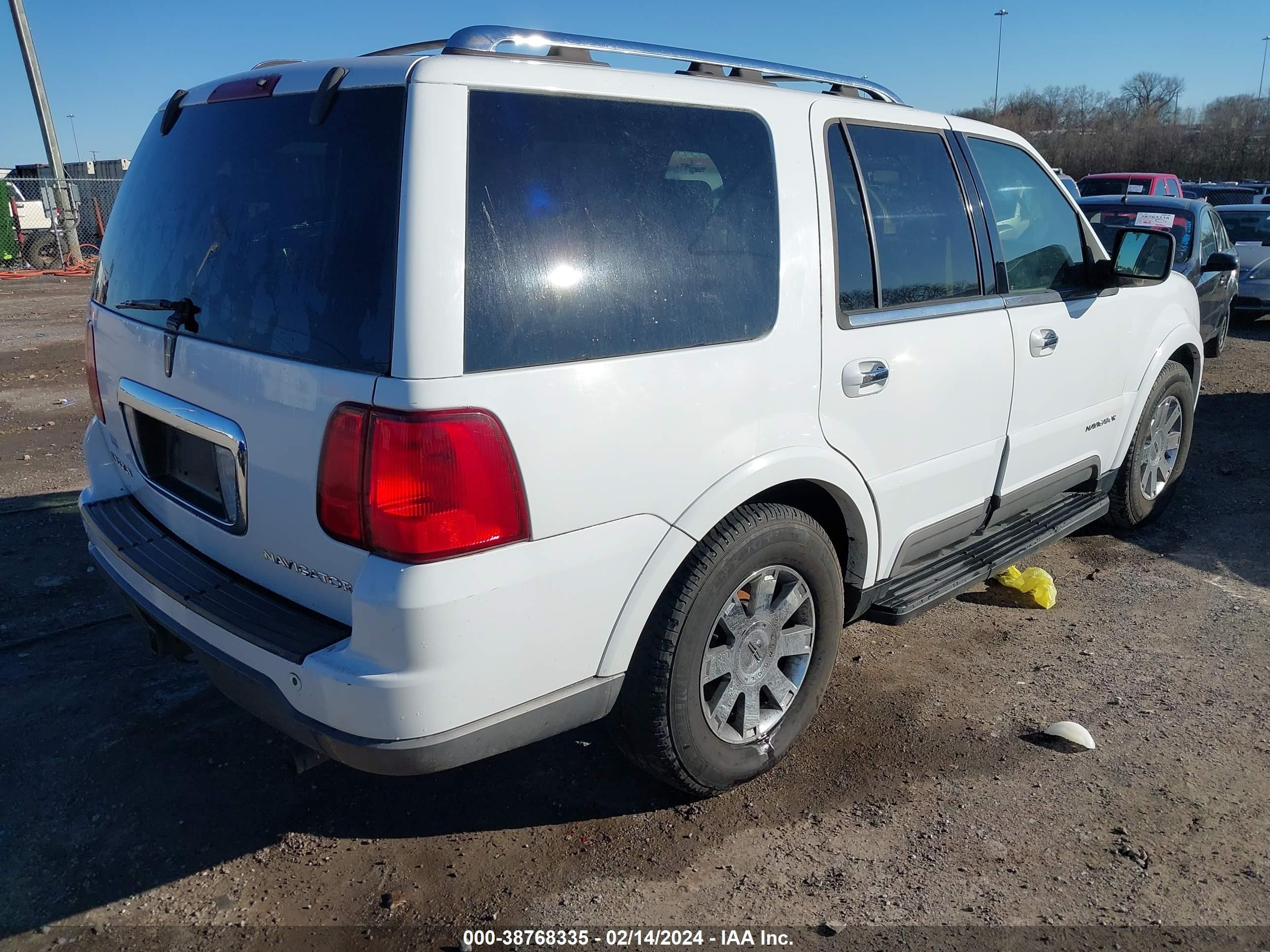 Photo 3 VIN: 5LMFU27R94LJ29110 - LINCOLN NAVIGATOR 