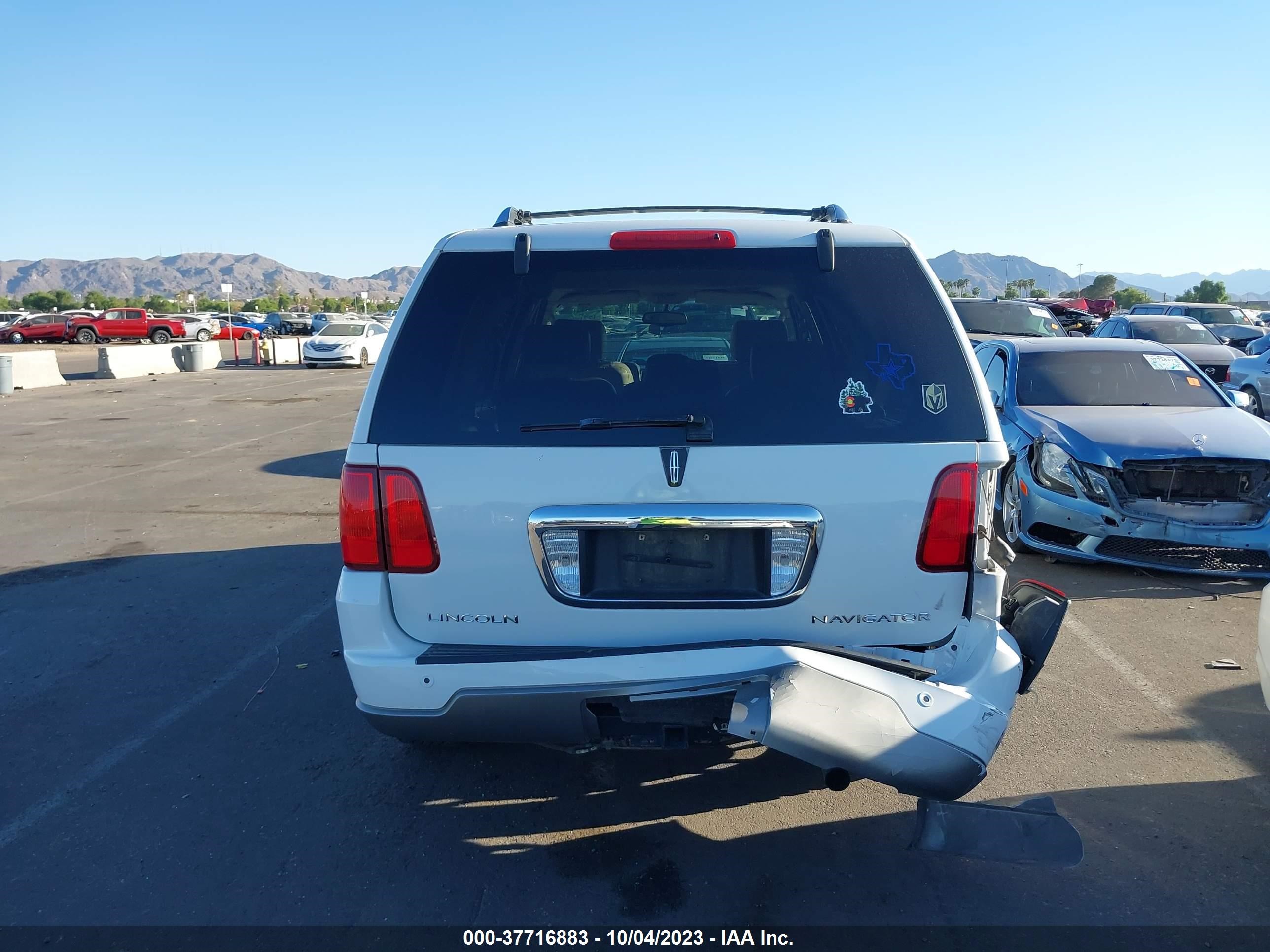 Photo 15 VIN: 5LMFU27RX4LJ16592 - LINCOLN NAVIGATOR 