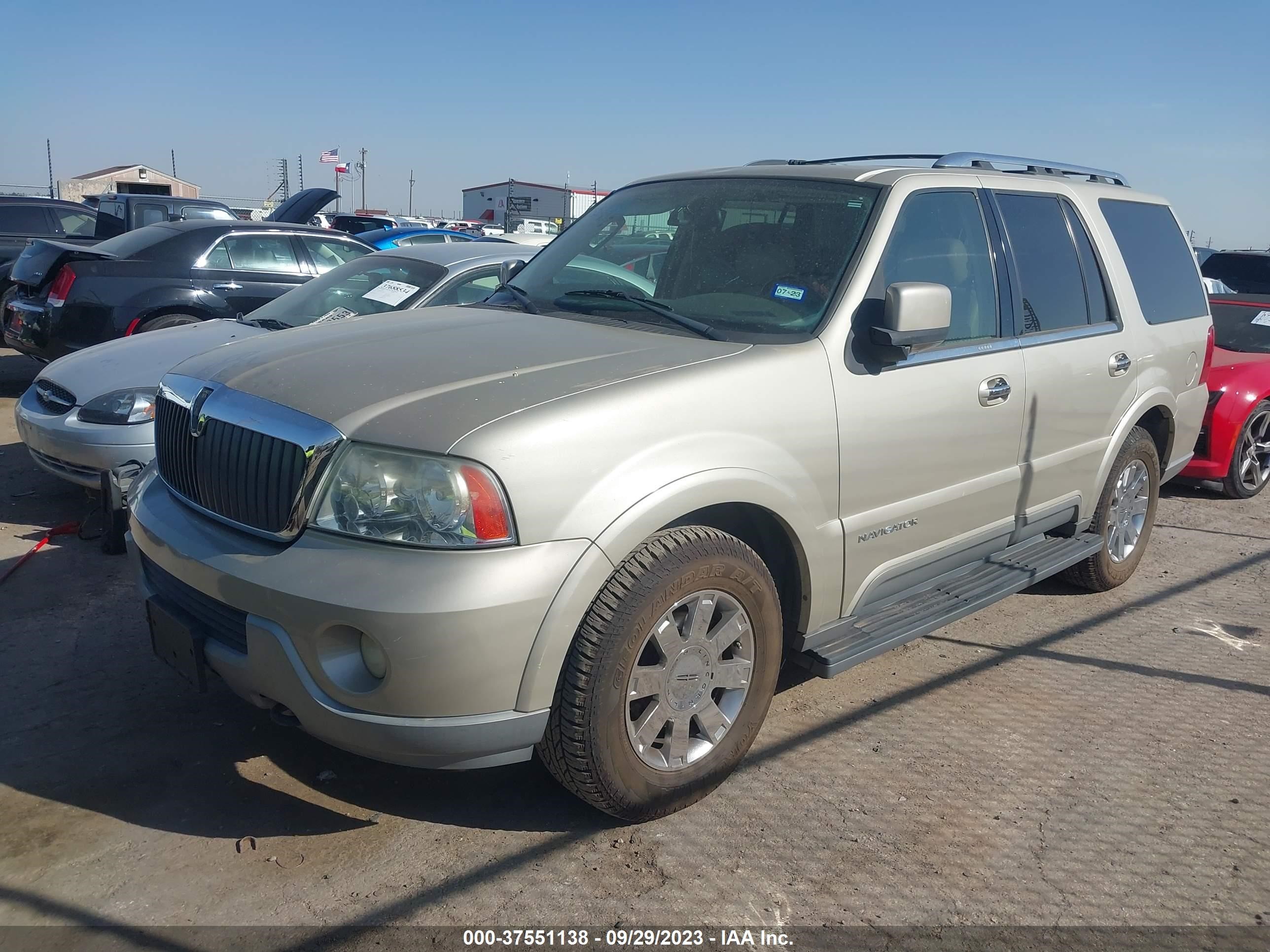 Photo 1 VIN: 5LMFU27RX4LJ26250 - LINCOLN NAVIGATOR 