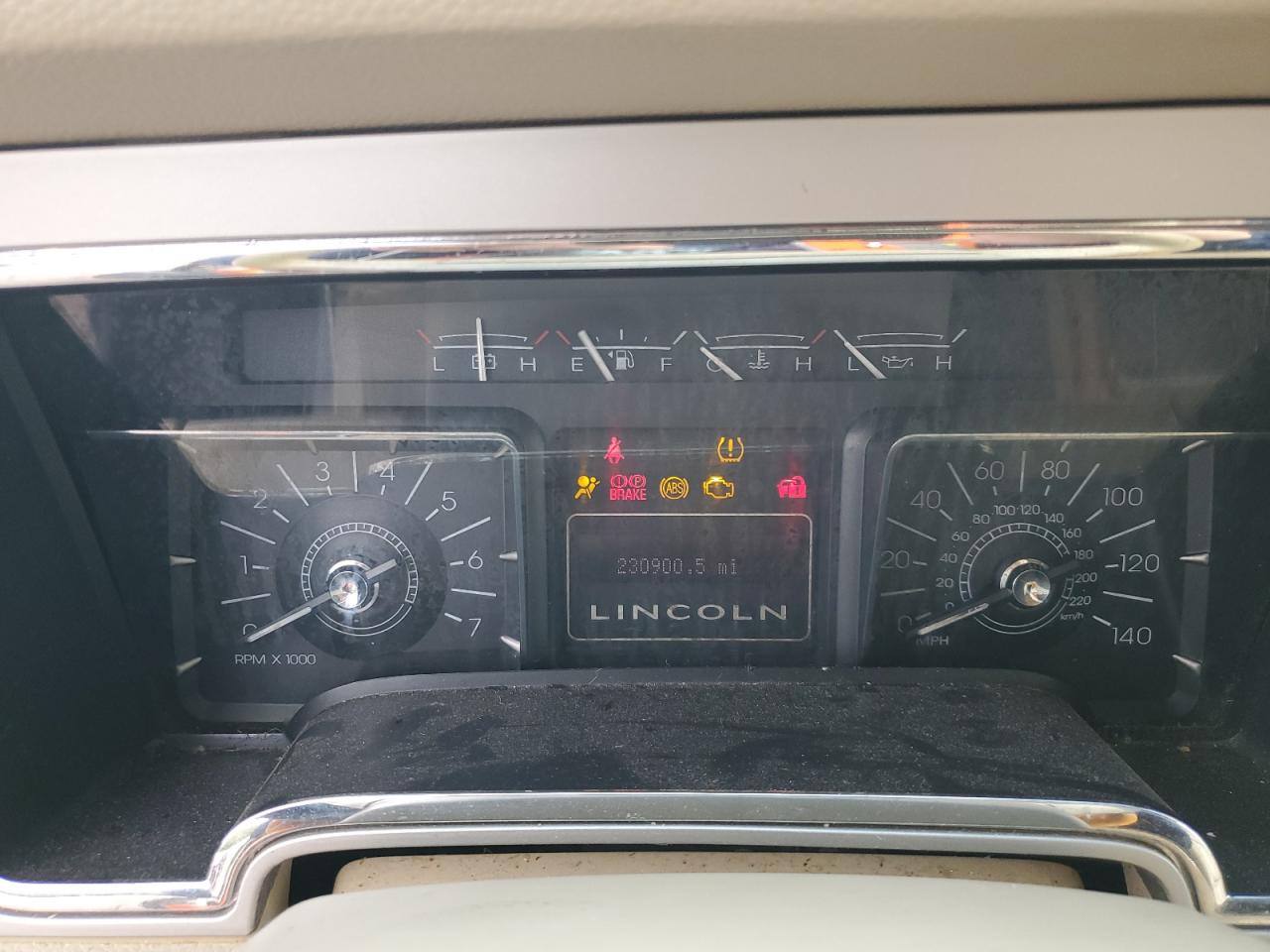 Photo 8 VIN: 5LMFU28508LJ16070 - LINCOLN NAVIGATOR 