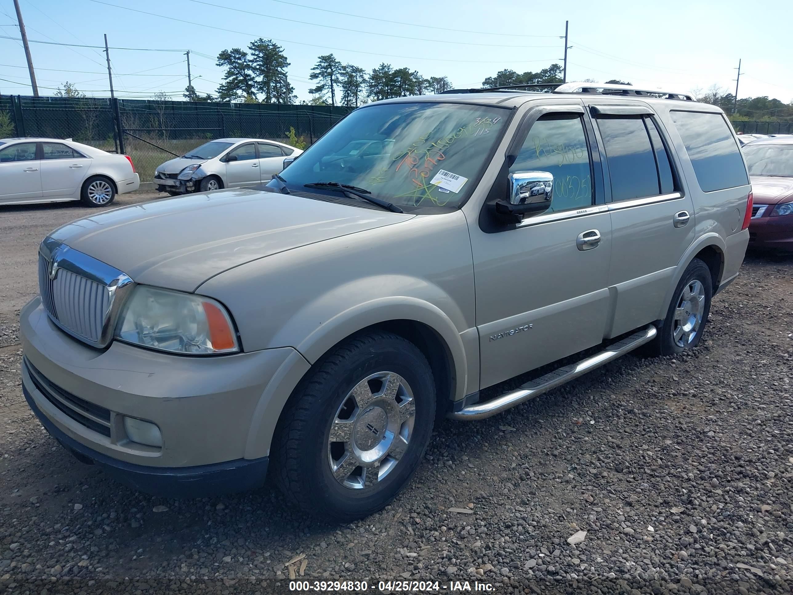 Photo 1 VIN: 5LMFU28515LJ02643 - LINCOLN NAVIGATOR 