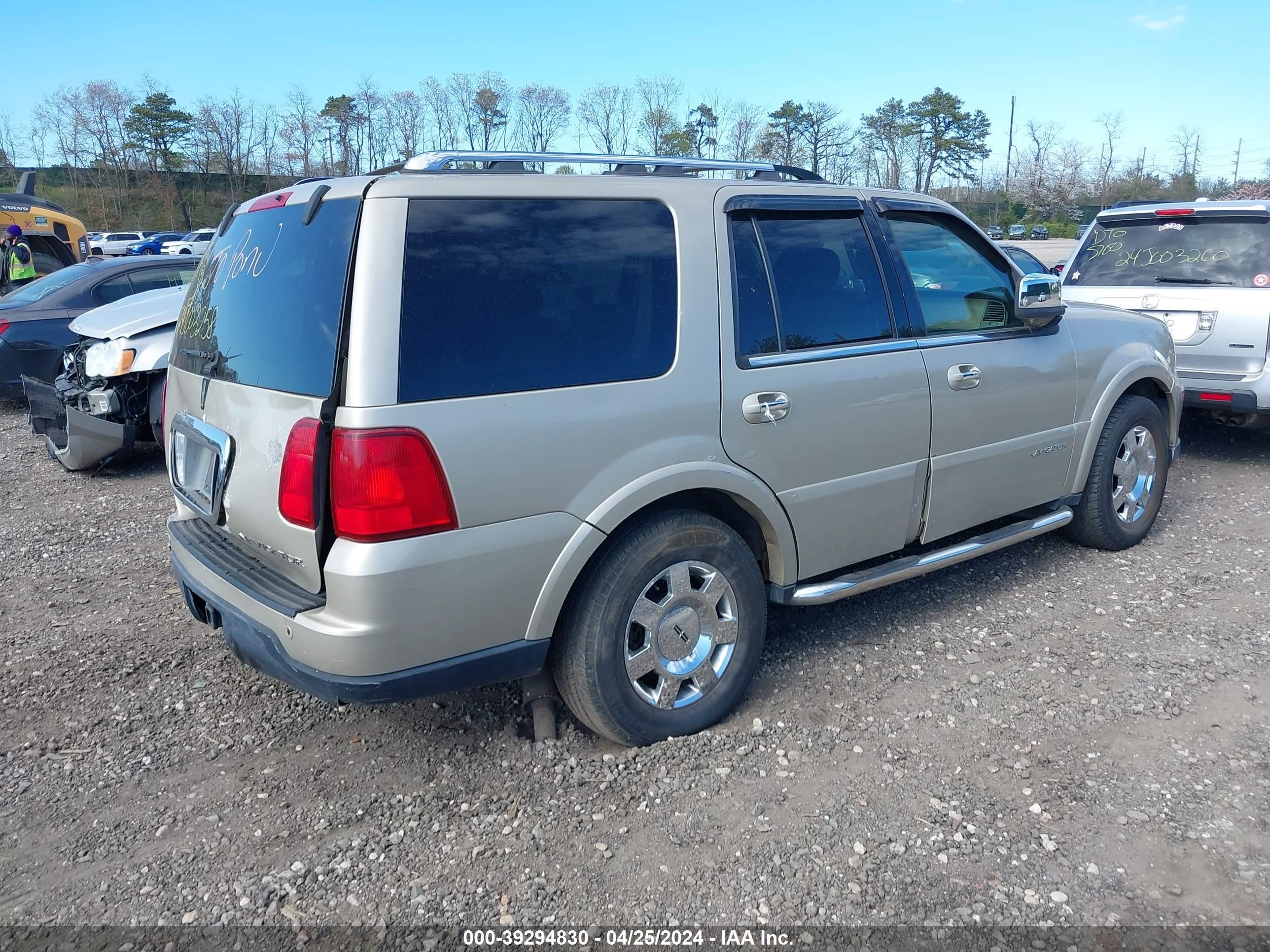 Photo 3 VIN: 5LMFU28515LJ02643 - LINCOLN NAVIGATOR 