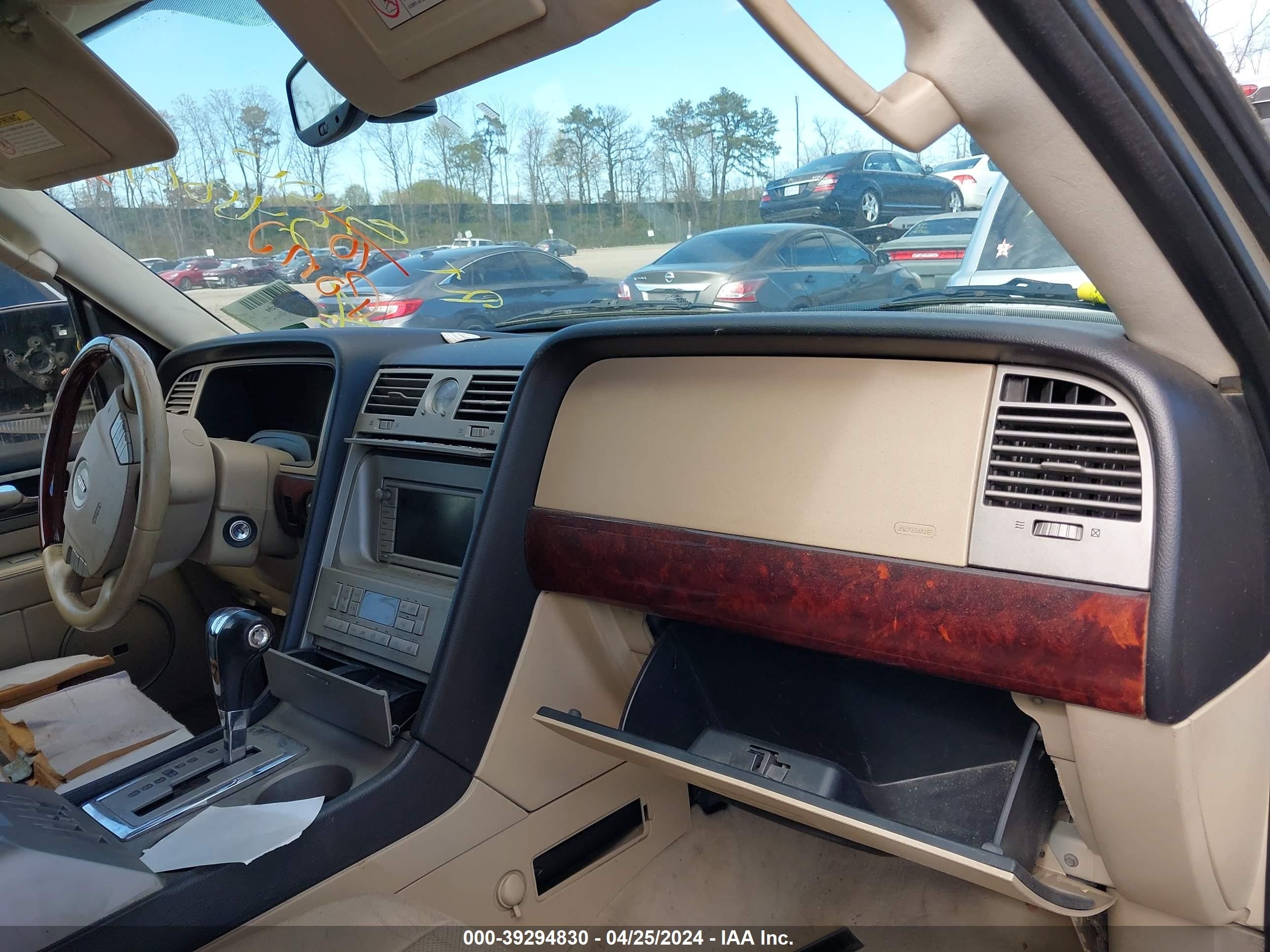 Photo 4 VIN: 5LMFU28515LJ02643 - LINCOLN NAVIGATOR 