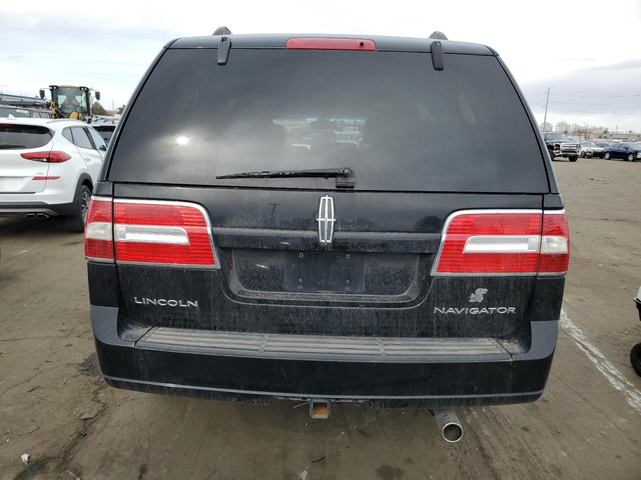 Photo 5 VIN: 5LMFU28527LJ10737 - LINCOLN NAVIGATOR 