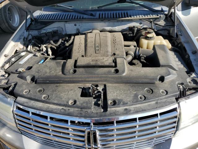 Photo 11 VIN: 5LMFU28528LJ11789 - LINCOLN NAVIGATOR 