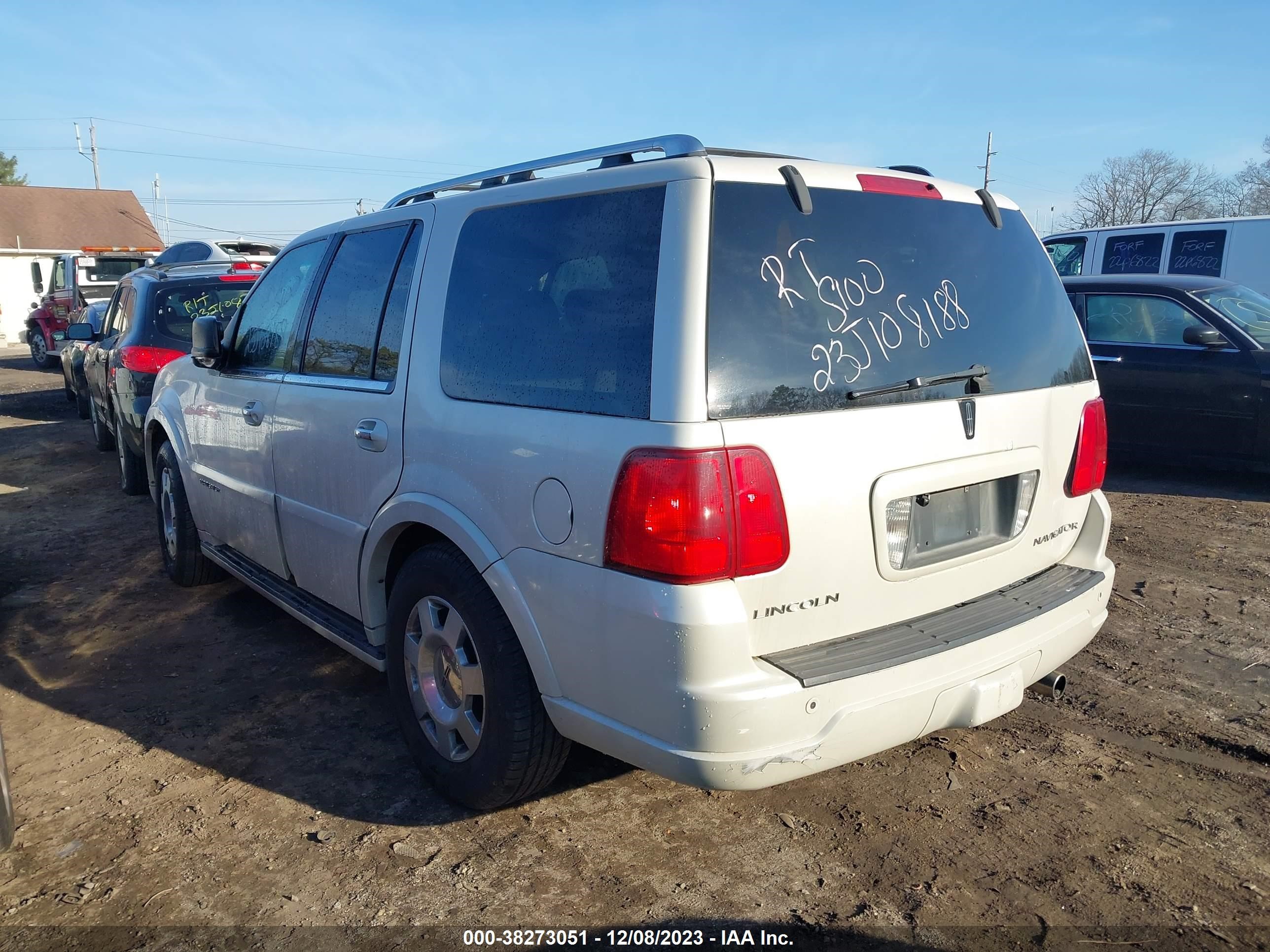 Photo 2 VIN: 5LMFU28536LJ06078 - LINCOLN NAVIGATOR 