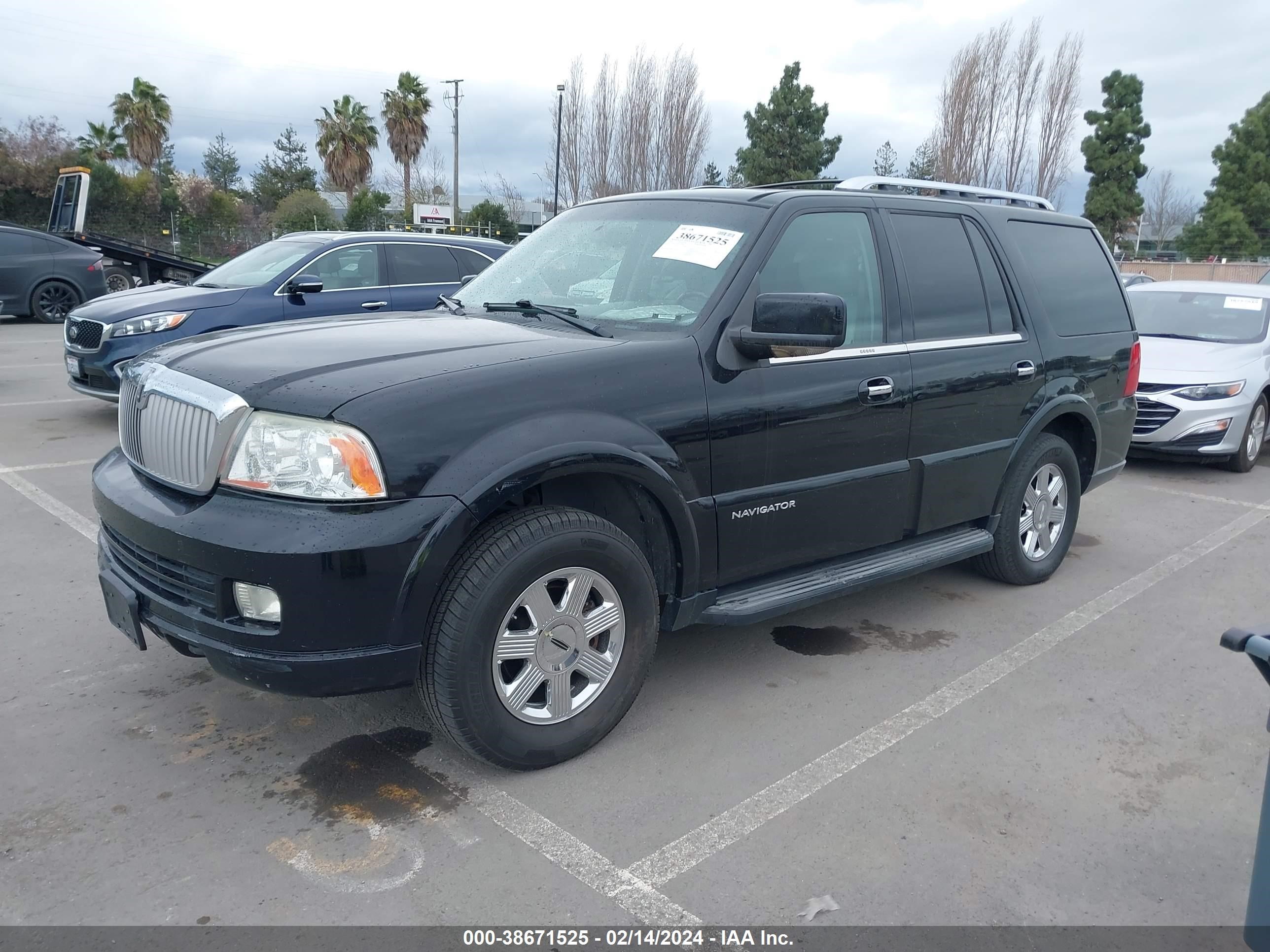 Photo 1 VIN: 5LMFU28536LJ16898 - LINCOLN NAVIGATOR 