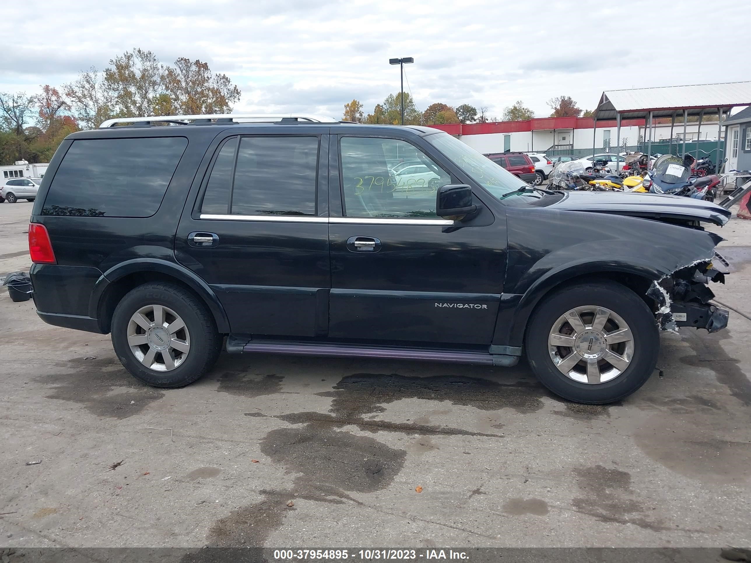 Photo 12 VIN: 5LMFU28536LJ28825 - LINCOLN NAVIGATOR 