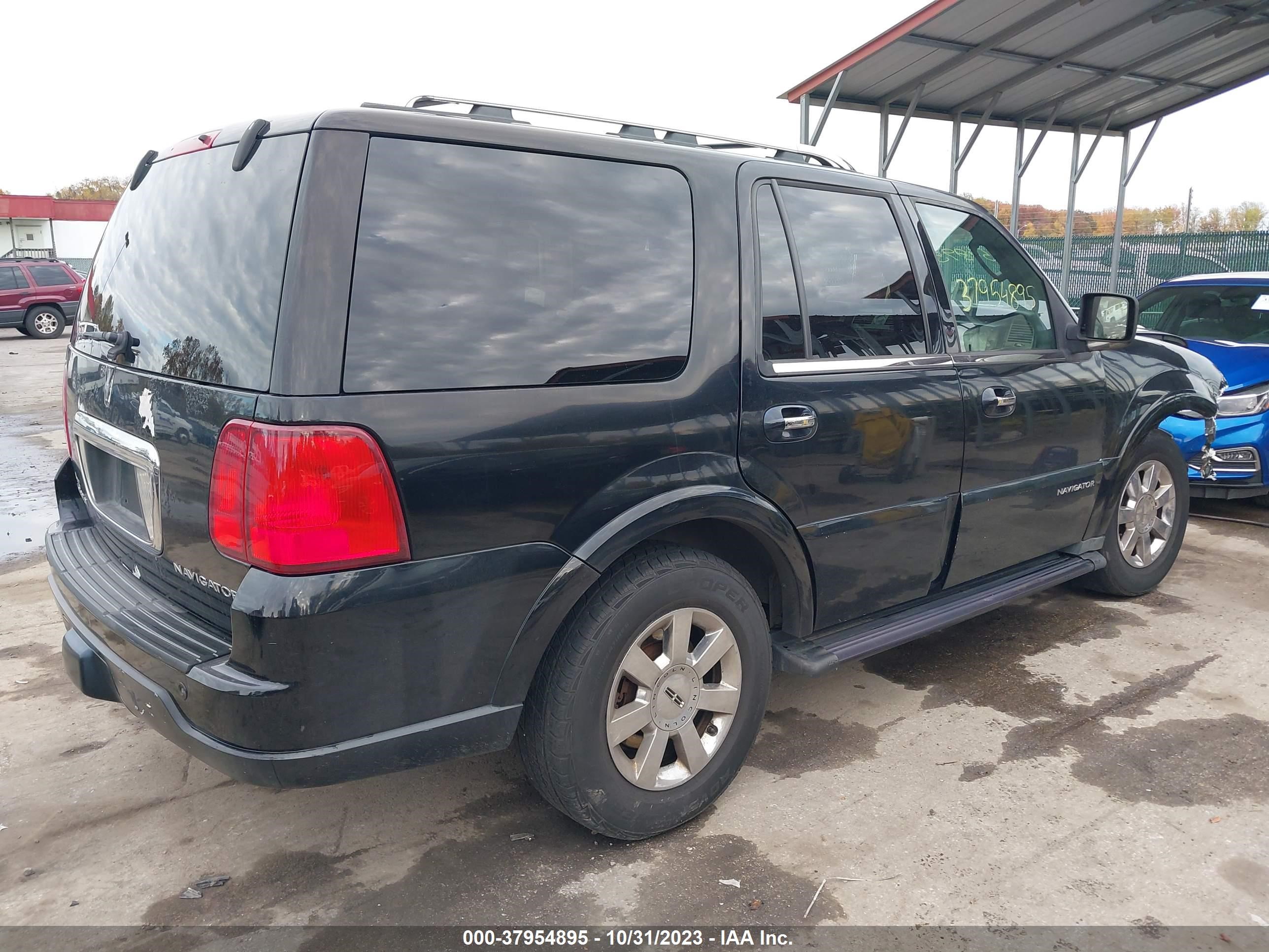 Photo 3 VIN: 5LMFU28536LJ28825 - LINCOLN NAVIGATOR 