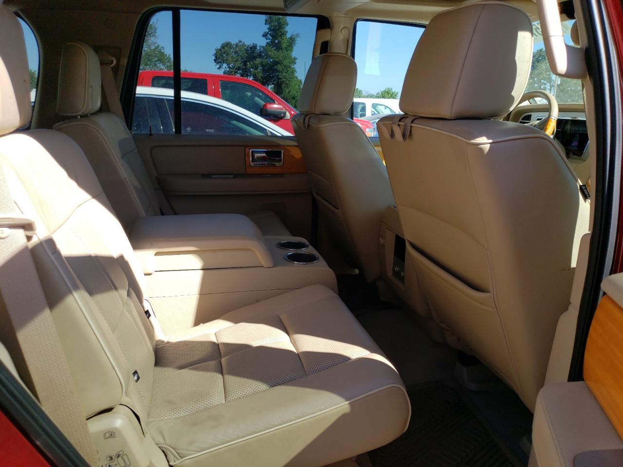 Photo 10 VIN: 5LMFU28537LJ10472 - LINCOLN NAVIGATOR 