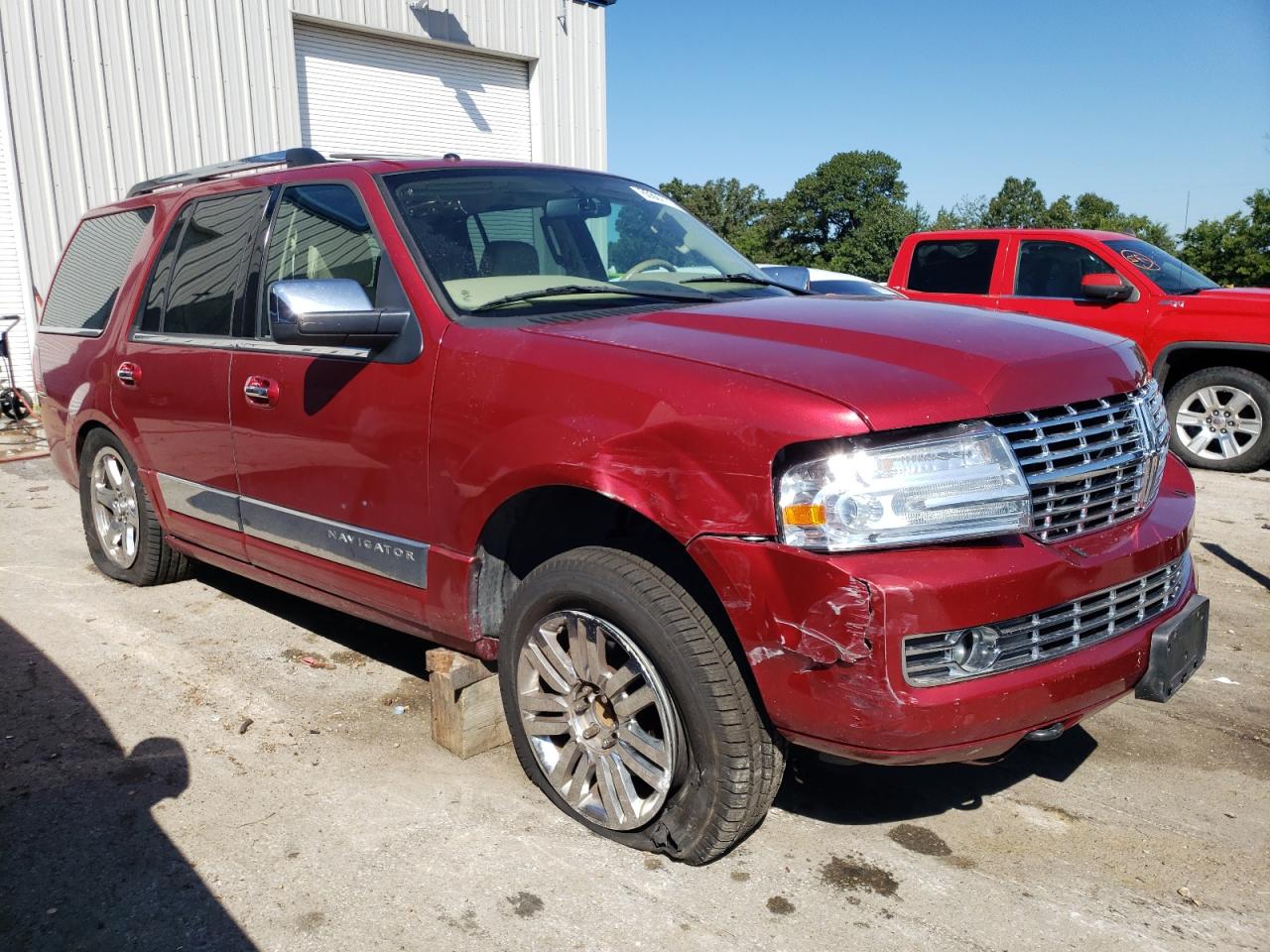 Photo 3 VIN: 5LMFU28537LJ10472 - LINCOLN NAVIGATOR 