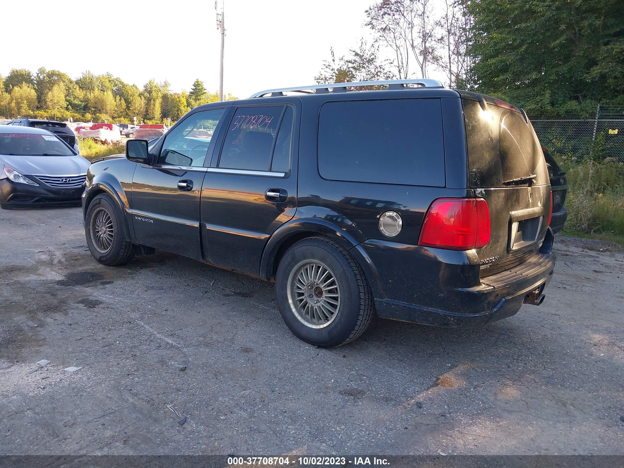 Photo 2 VIN: 5LMFU28555LJ17761 - LINCOLN NAVIGATOR 