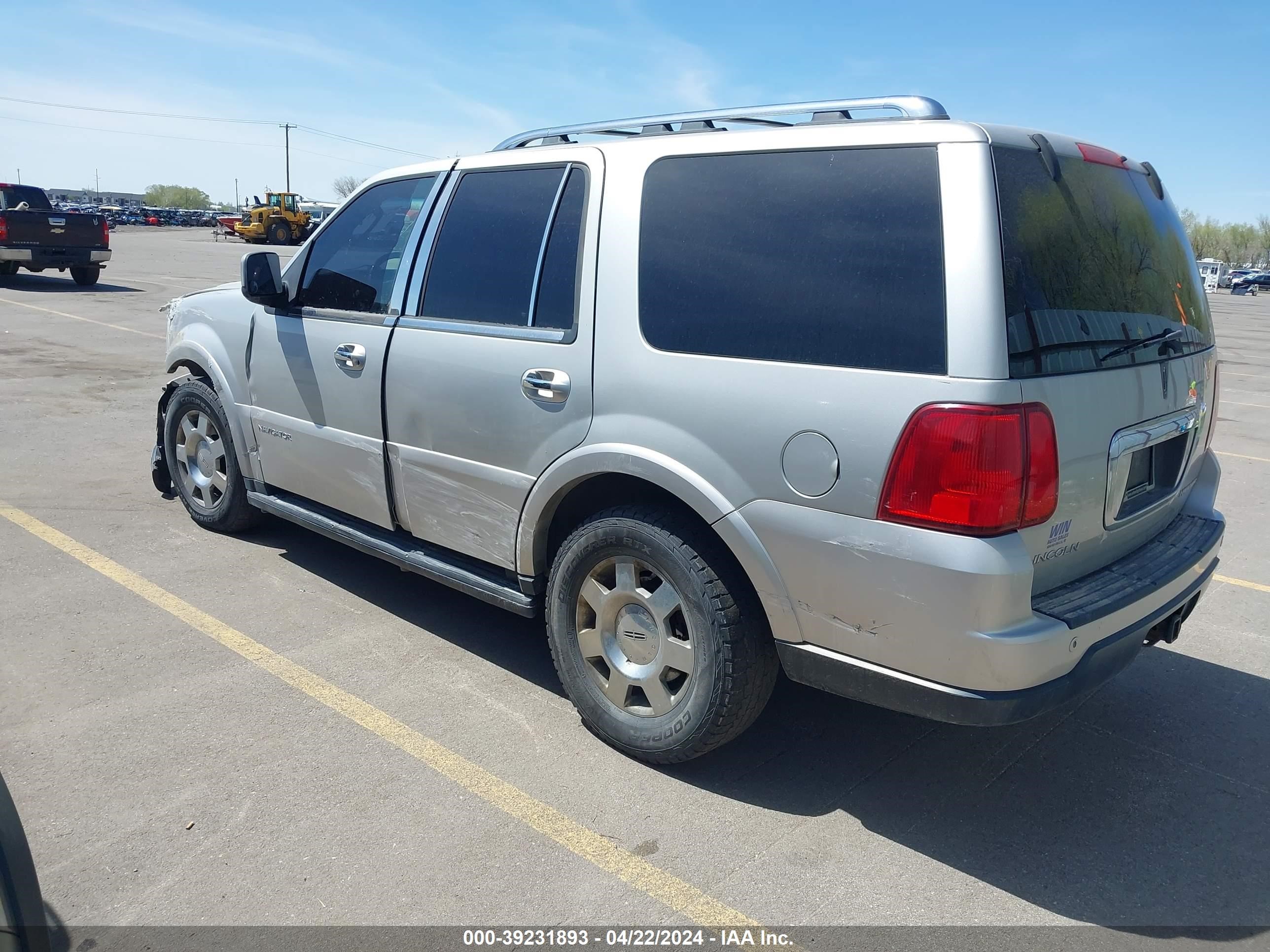 Photo 2 VIN: 5LMFU28556LJ23965 - LINCOLN NAVIGATOR 