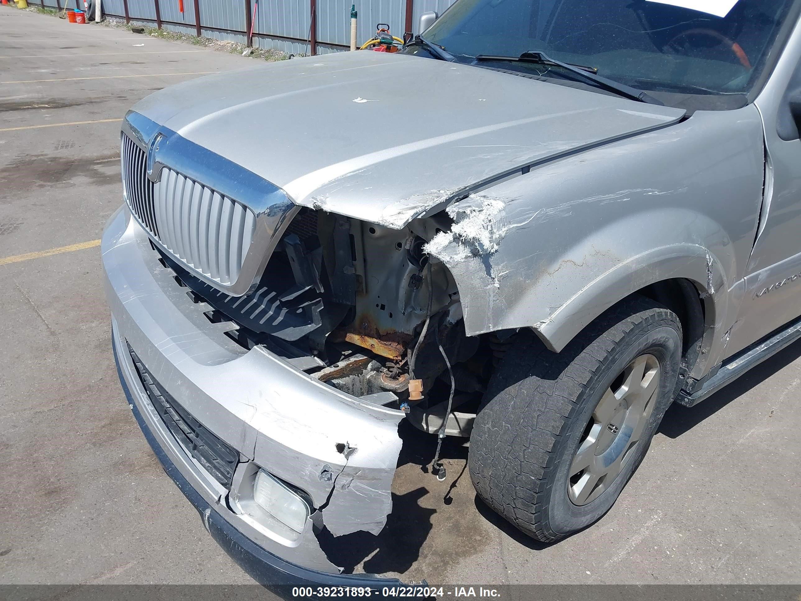 Photo 5 VIN: 5LMFU28556LJ23965 - LINCOLN NAVIGATOR 