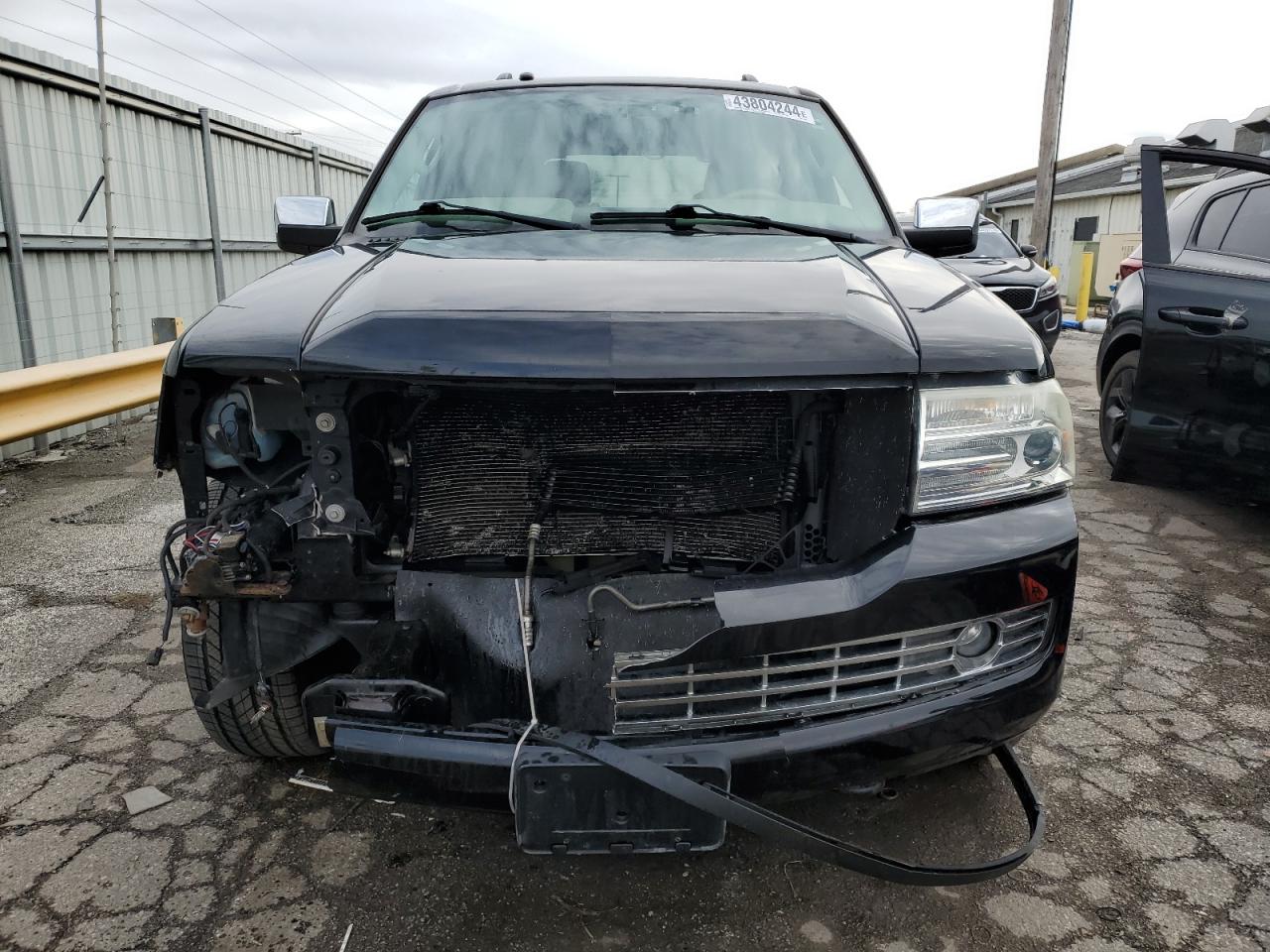 Photo 4 VIN: 5LMFU28557LJ11168 - LINCOLN NAVIGATOR 