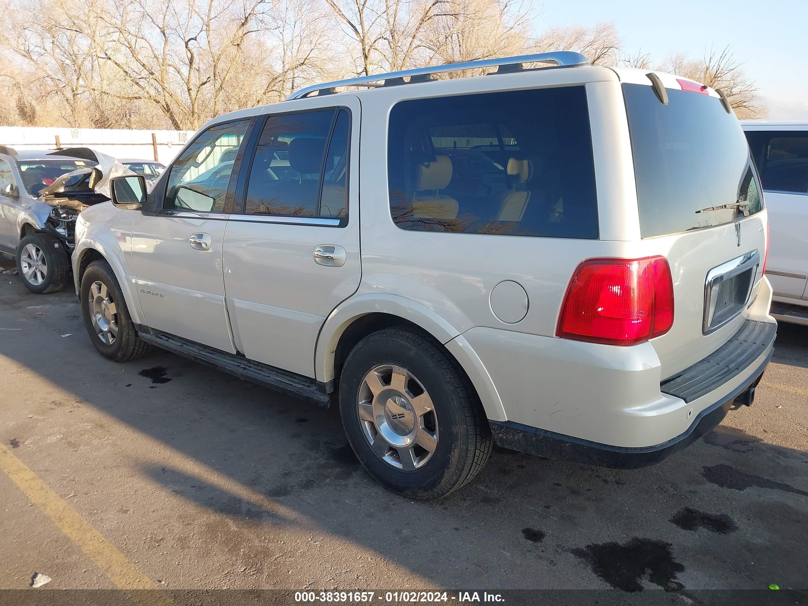 Photo 2 VIN: 5LMFU28596LJ06912 - LINCOLN NAVIGATOR 