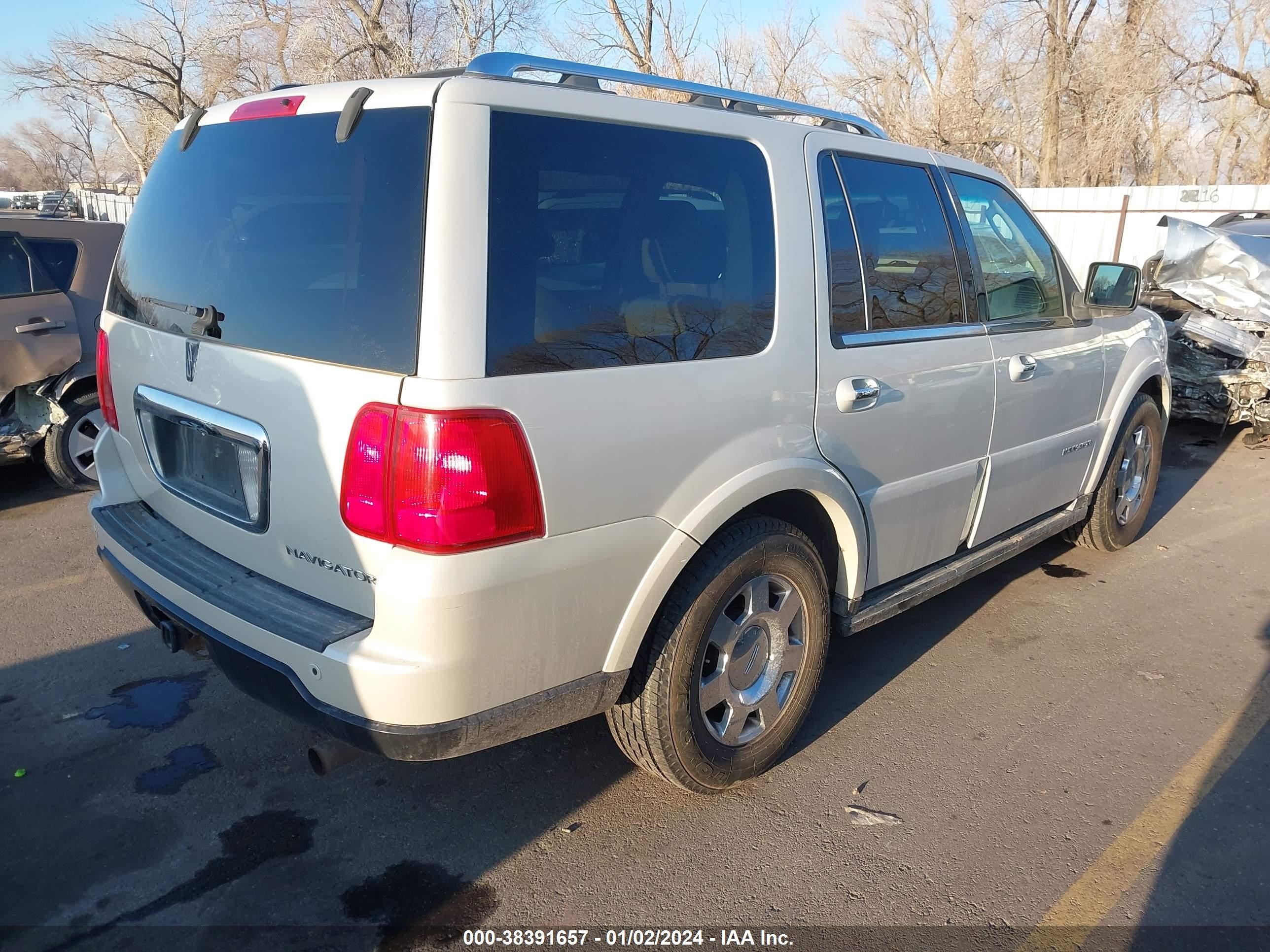 Photo 3 VIN: 5LMFU28596LJ06912 - LINCOLN NAVIGATOR 