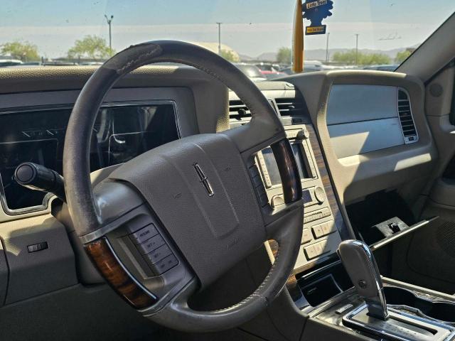 Photo 8 VIN: 5LMFU28599EJ00293 - LINCOLN NAVIGATOR 