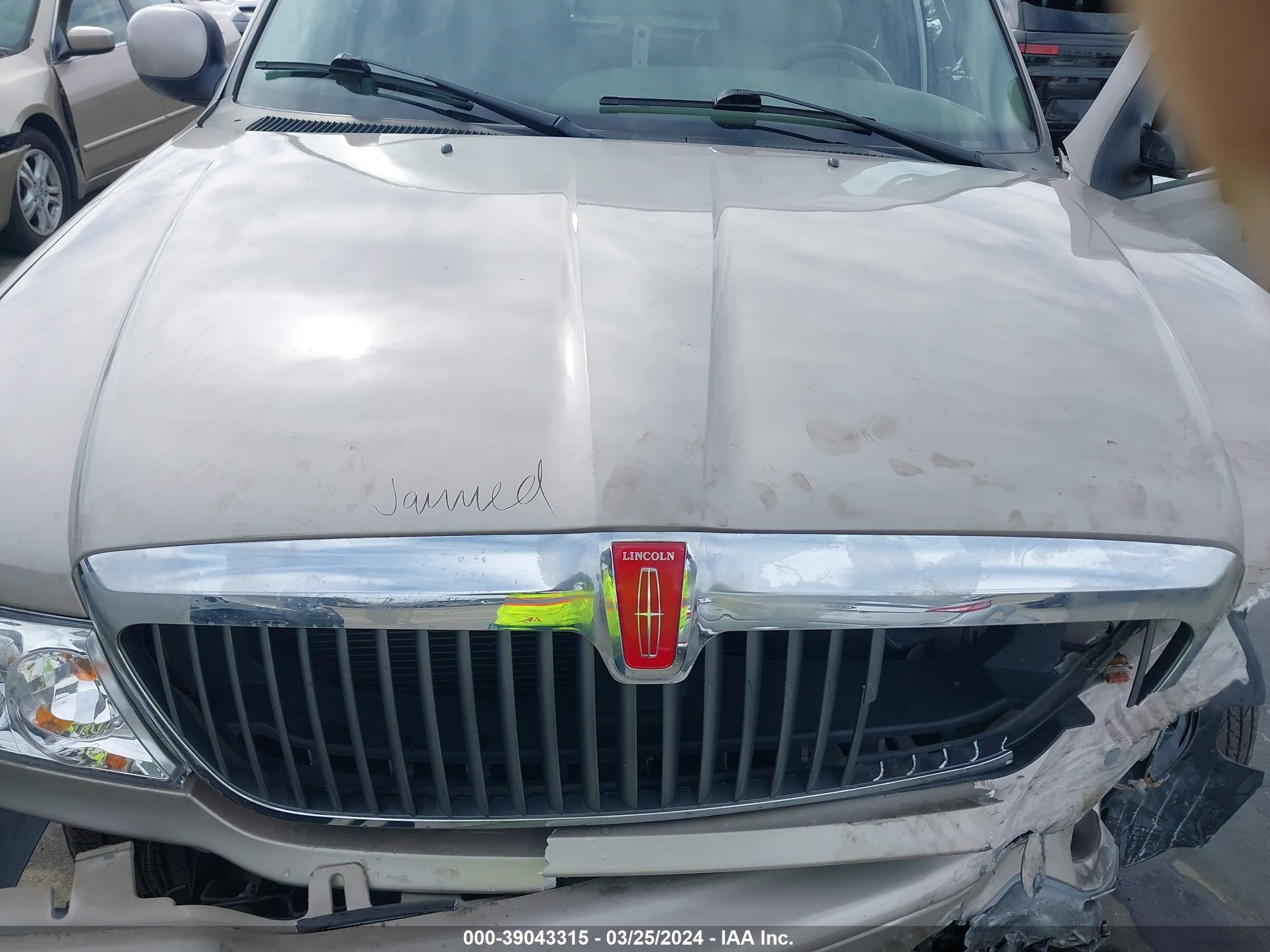 Photo 9 VIN: 5LMFU28A2YLJ38262 - LINCOLN NAVIGATOR 