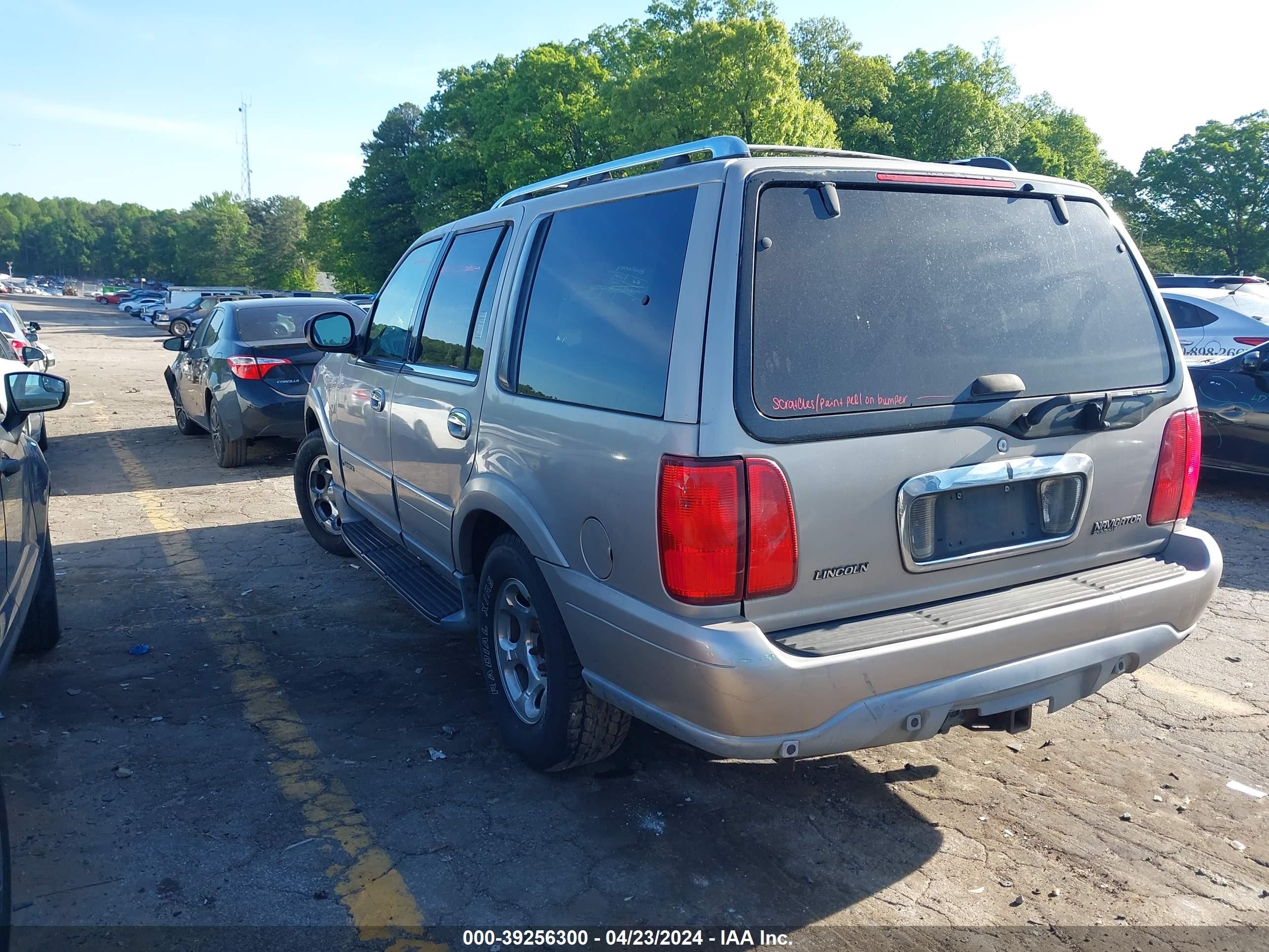 Photo 2 VIN: 5LMFU28A71LJ00516 - LINCOLN NAVIGATOR 