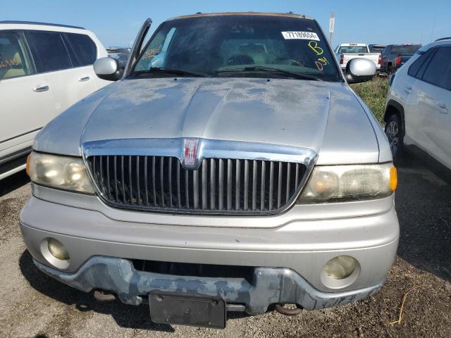 Photo 4 VIN: 5LMFU28A7YLJ21909 - LINCOLN NAVIGATOR 