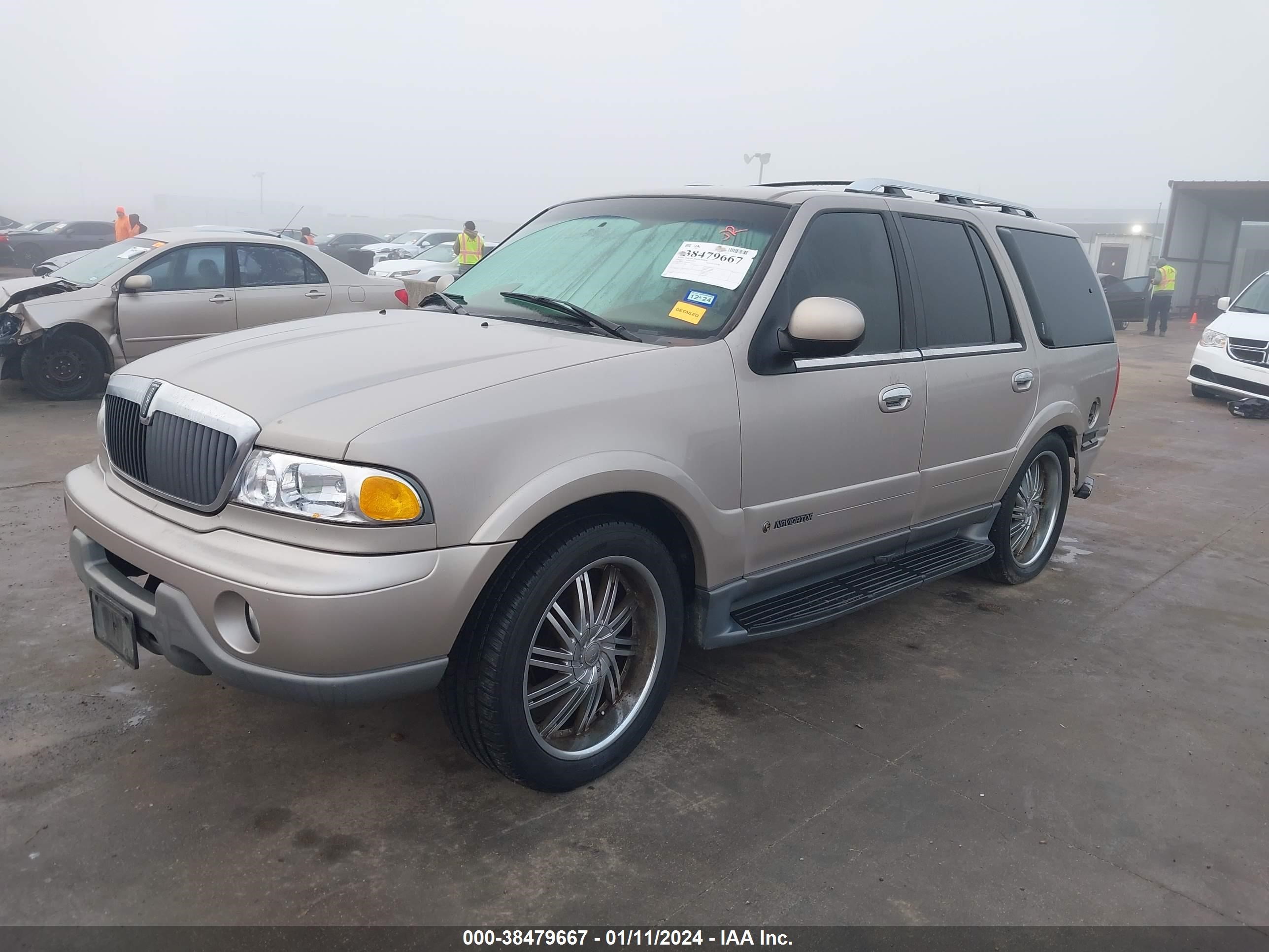 Photo 1 VIN: 5LMFU28A8YLJ22552 - LINCOLN NAVIGATOR 