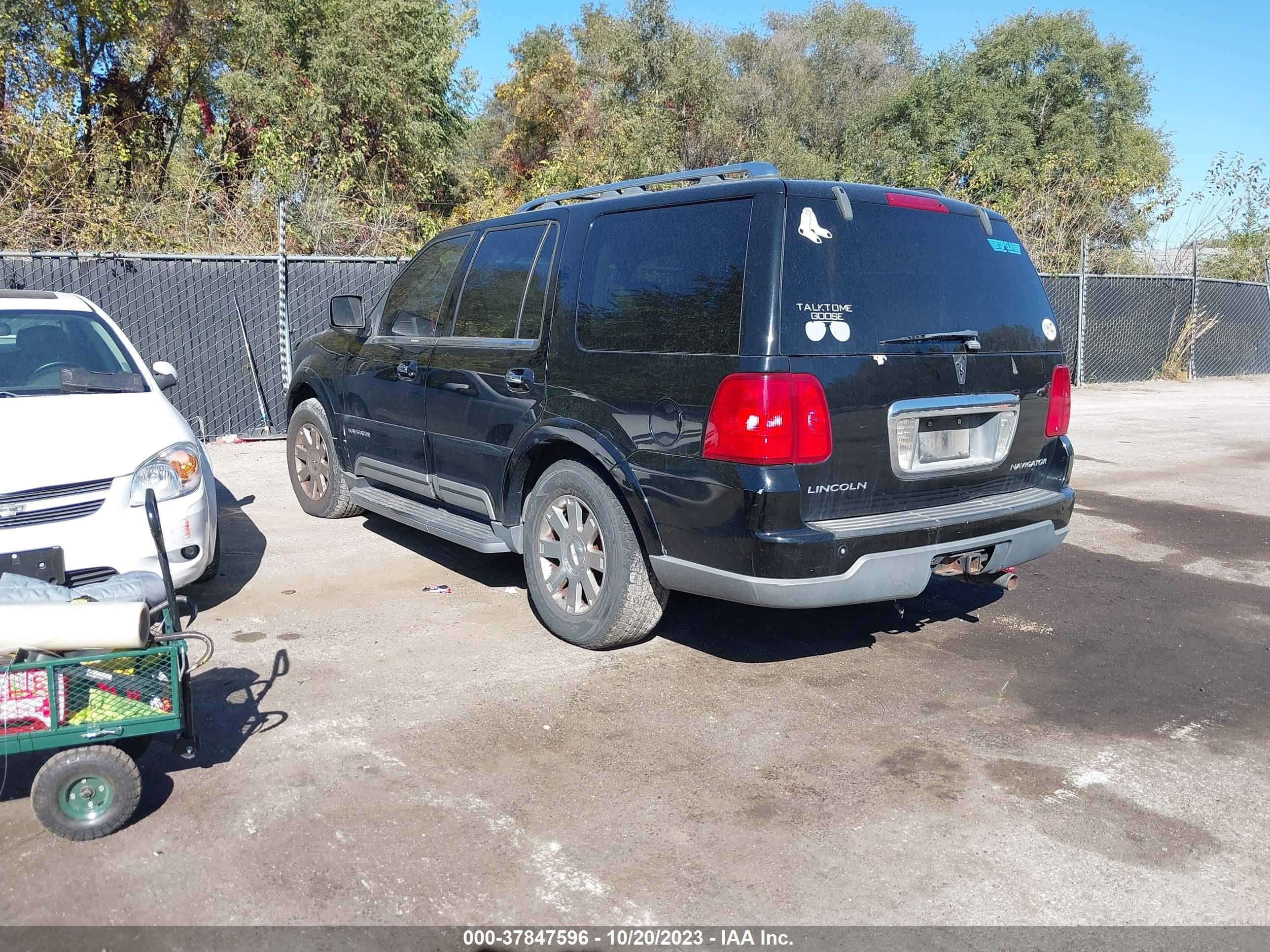 Photo 2 VIN: 5LMFU28R14LJ16270 - LINCOLN NAVIGATOR 