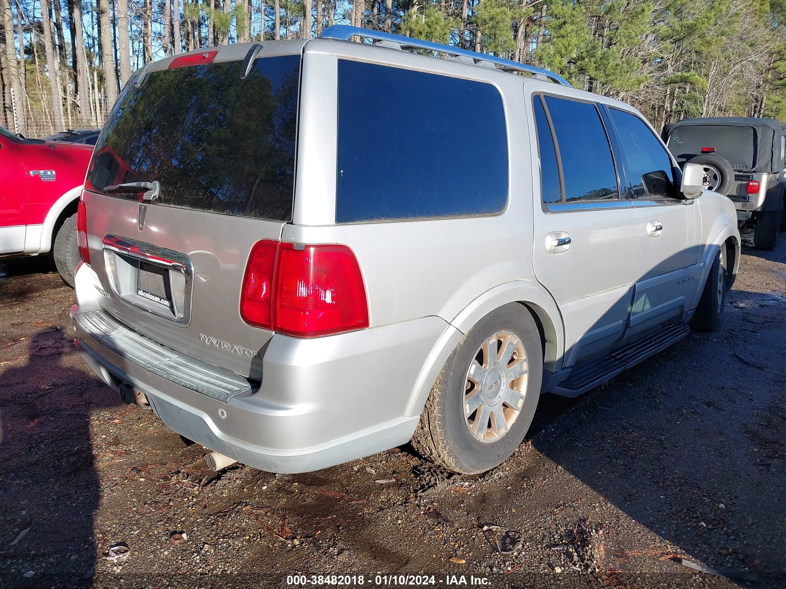 Photo 3 VIN: 5LMFU28R14LJ30718 - LINCOLN NAVIGATOR 