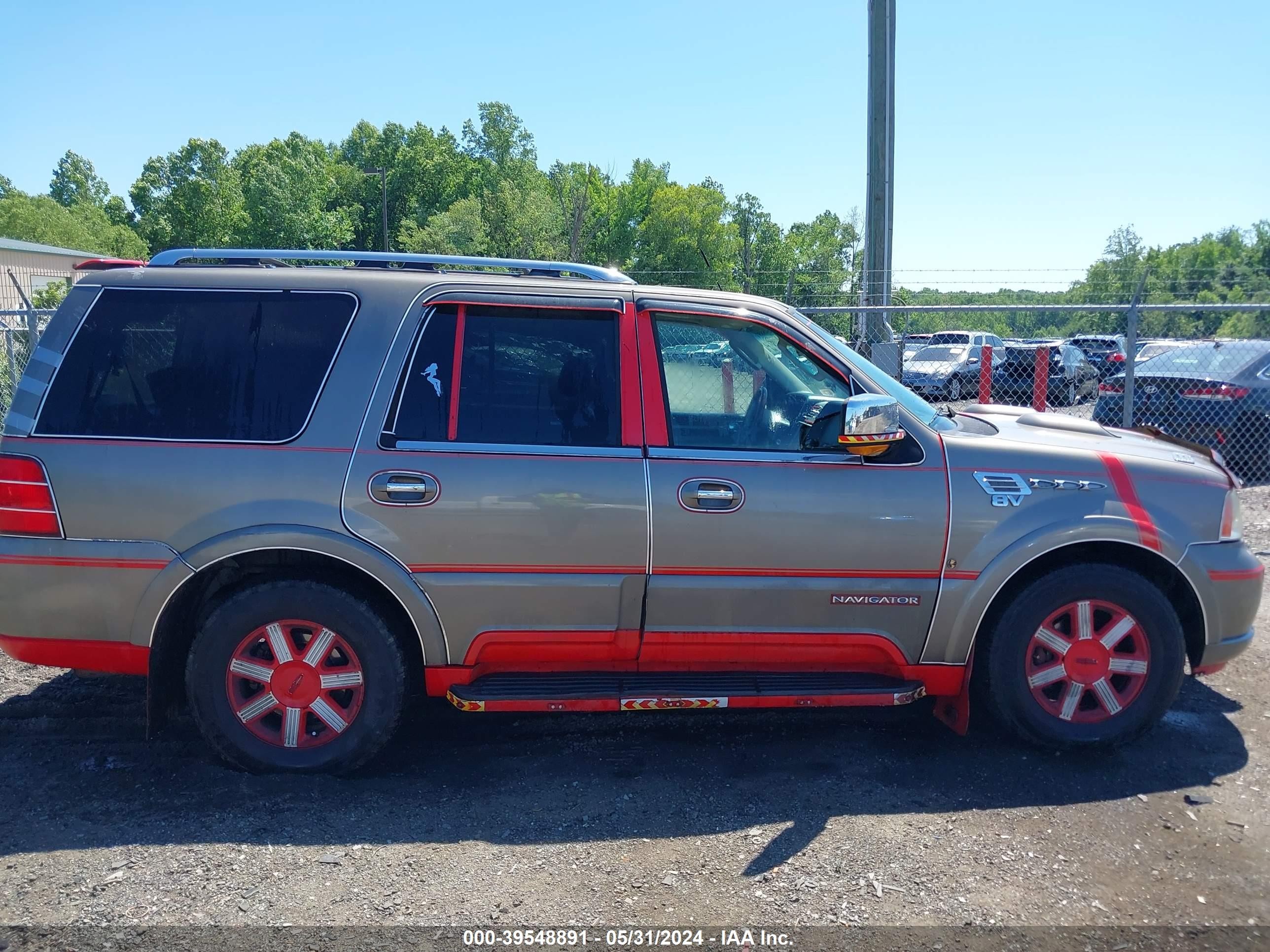 Photo 12 VIN: 5LMFU28R43LJ06136 - LINCOLN NAVIGATOR 