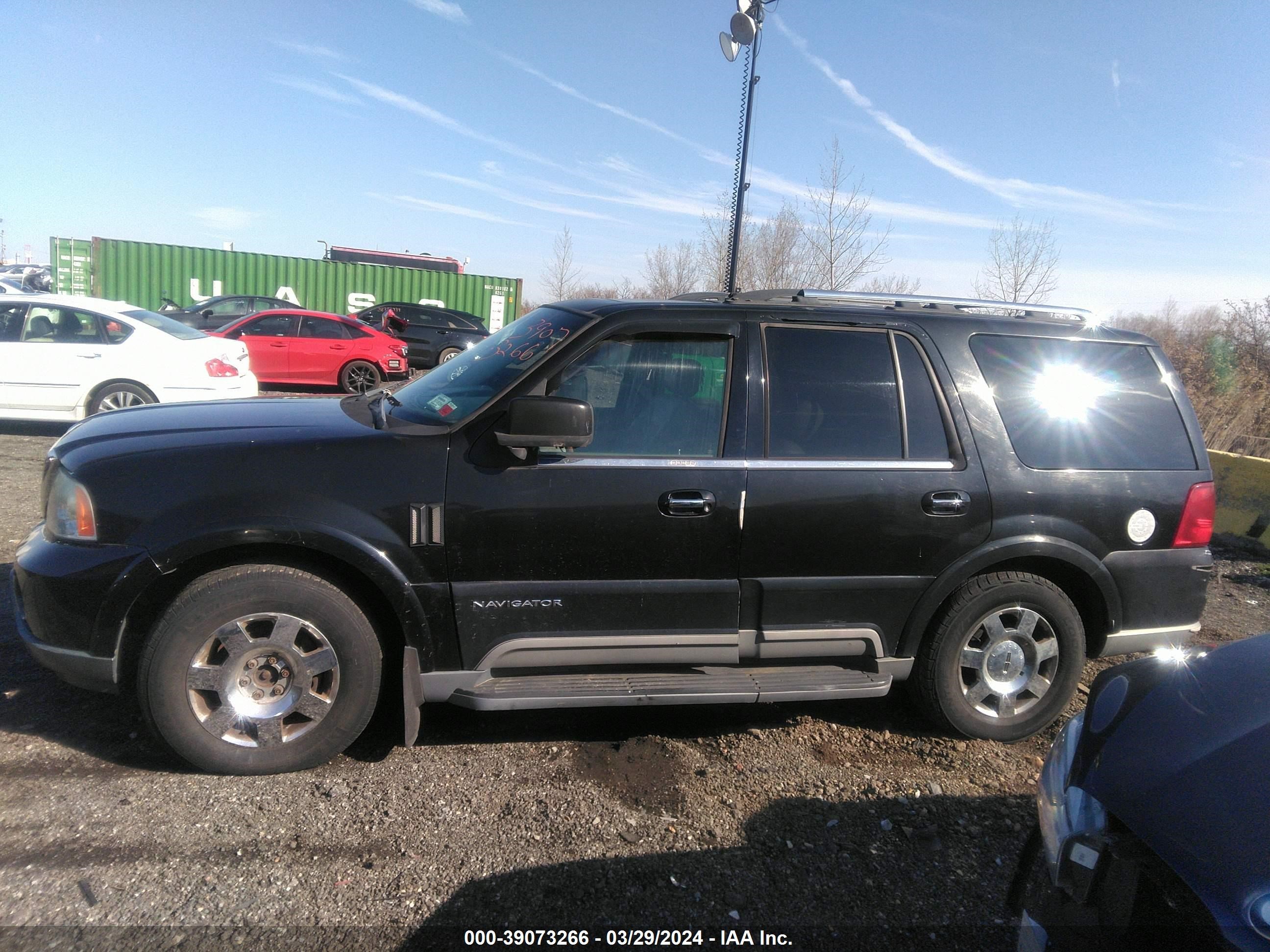 Photo 13 VIN: 5LMFU28R74LJ15026 - LINCOLN NAVIGATOR 