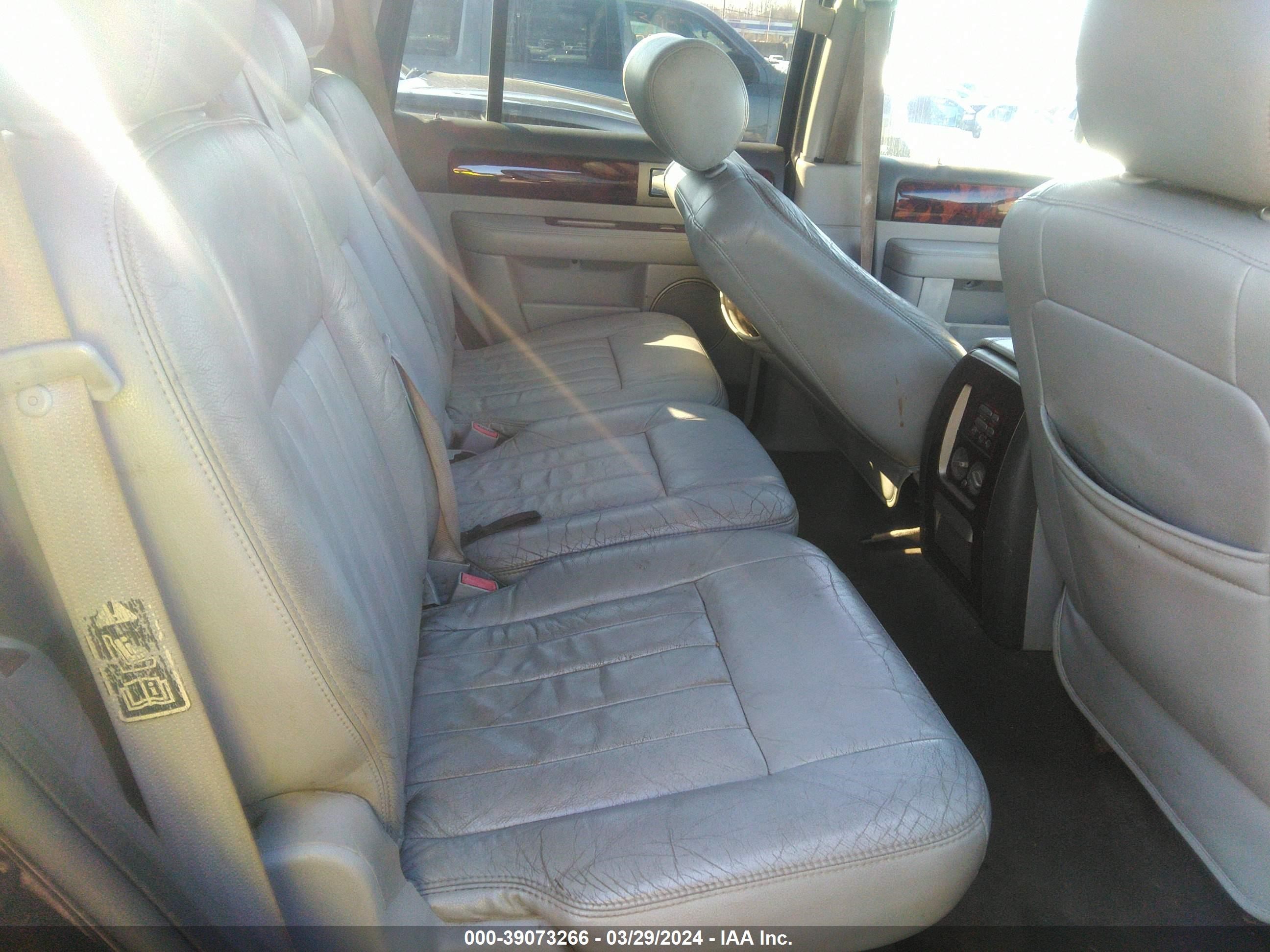 Photo 7 VIN: 5LMFU28R74LJ15026 - LINCOLN NAVIGATOR 