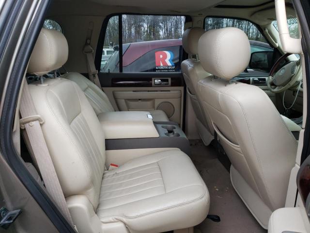 Photo 10 VIN: 5LMFU28R74LJ32957 - LINCOLN NAVIGATOR 