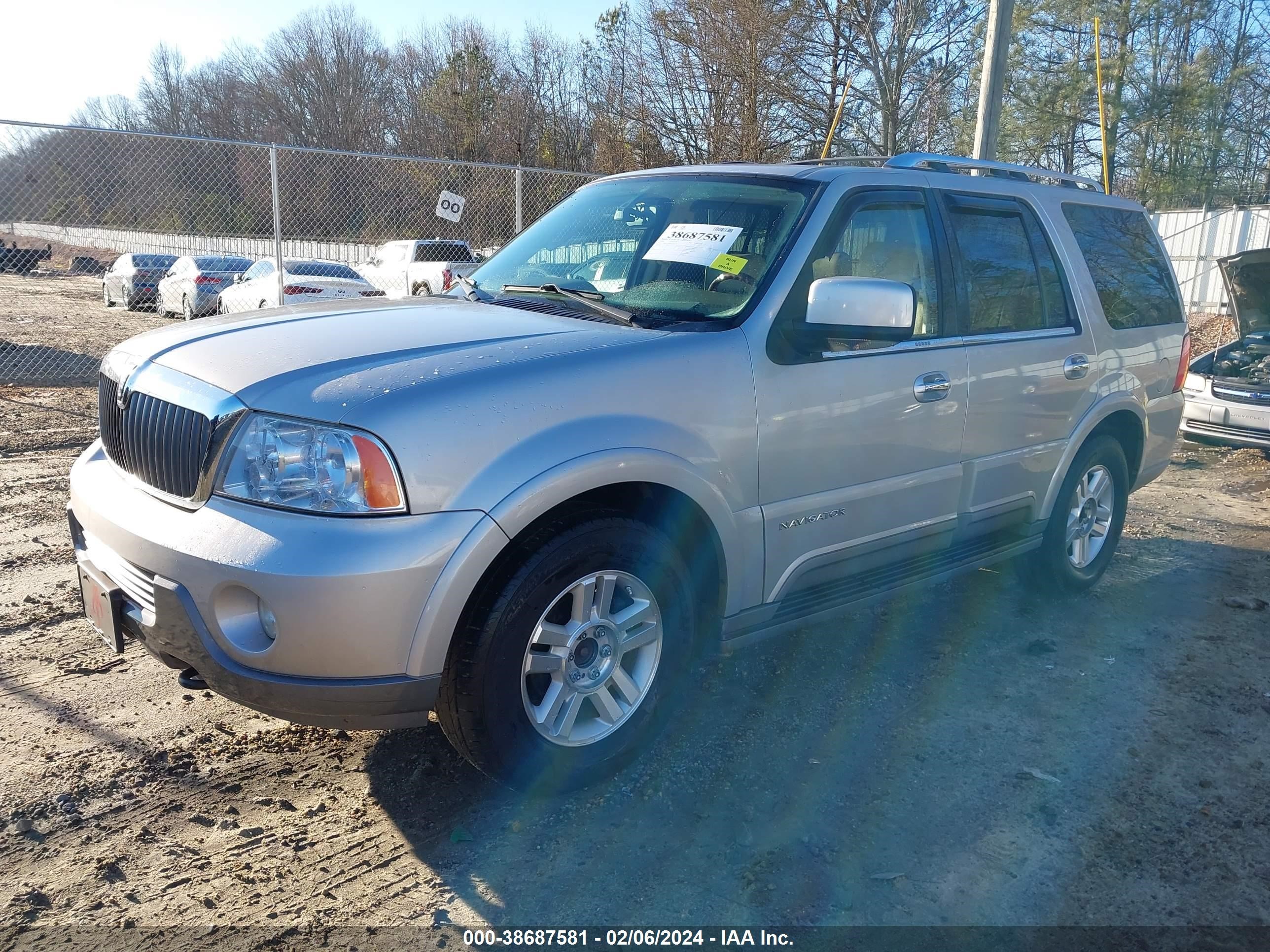 Photo 1 VIN: 5LMFU28R94LJ02570 - LINCOLN NAVIGATOR 