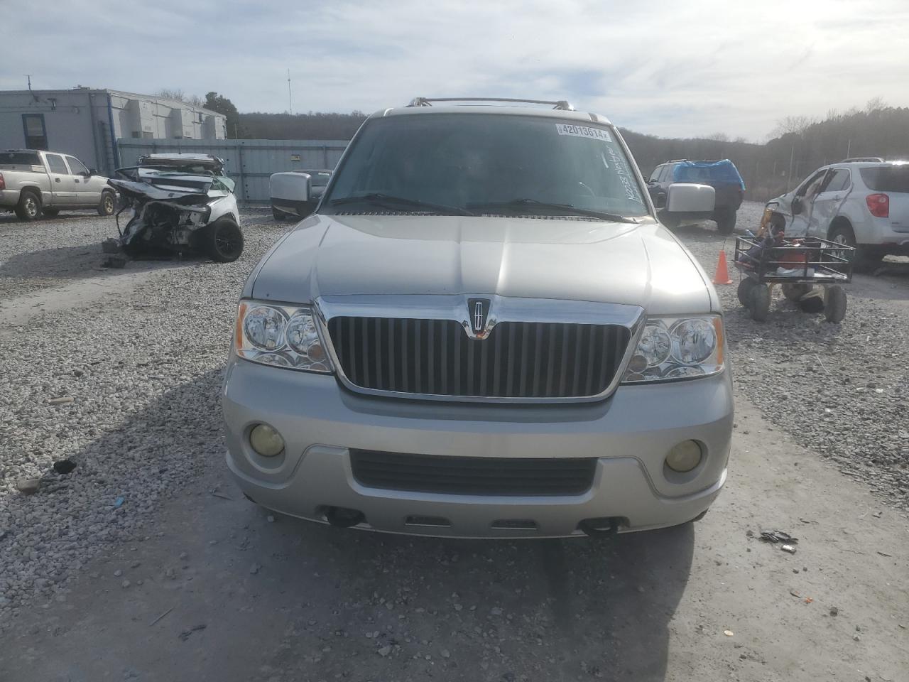 Photo 4 VIN: 5LMFU28RX4LJ21130 - LINCOLN NAVIGATOR 