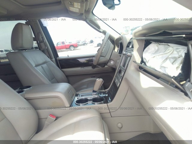 Photo 4 VIN: 5LMJJ2H50AEJ03655 - LINCOLN NAVIGATOR 